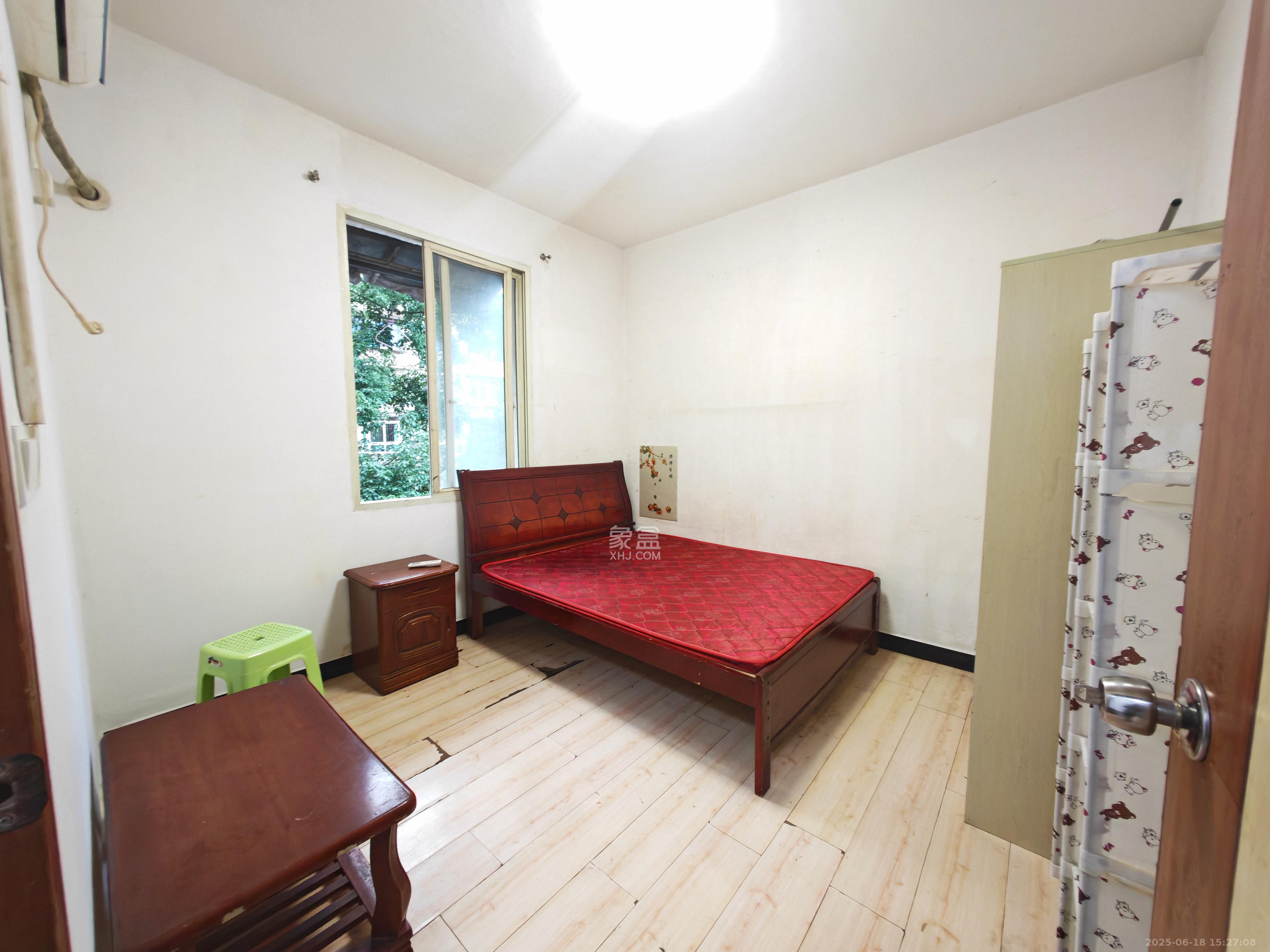 桂花社区制钉厂宿舍 3室1厅1卫 1400.0元/月 桂花社区制钉厂宿舍 3室1厅1卫 1400.0元/月室内图