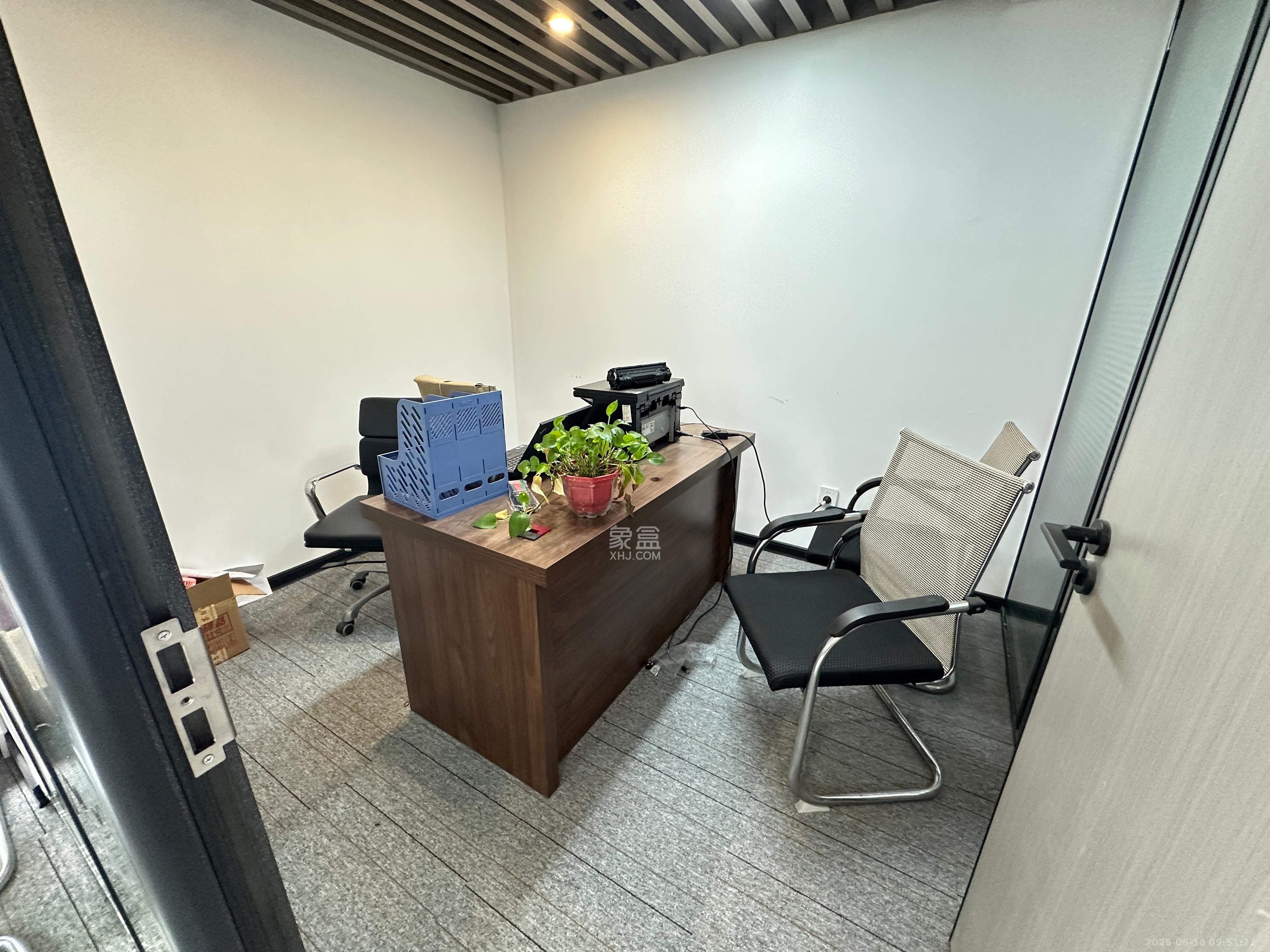 保利国际广场 1室0厅0卫 5000.0元/月 保利国际广场 1室0厅0卫 5000.0元/月室内图