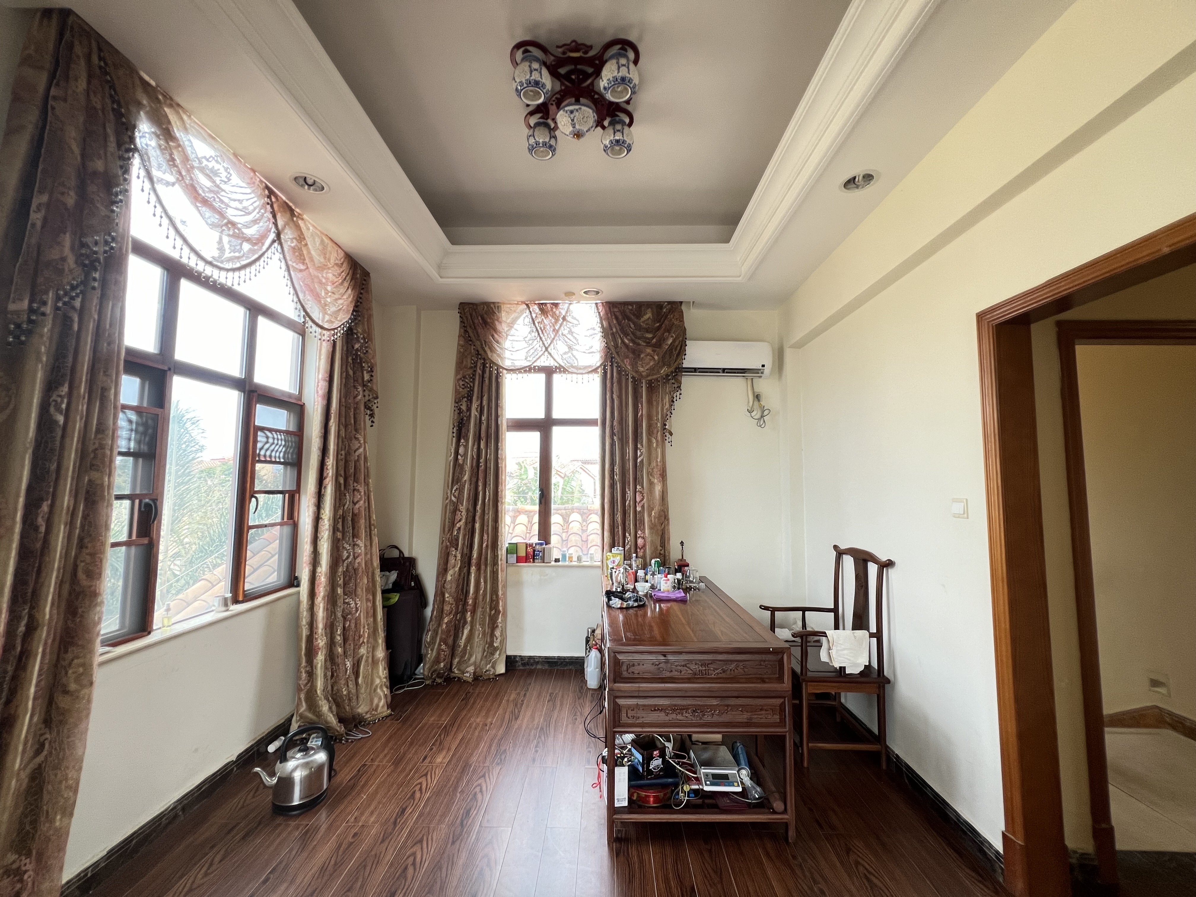 富力盈溪谷  5室3厅4卫    680.0万 富力盈溪谷  5室3厅4卫    680.0万室内图