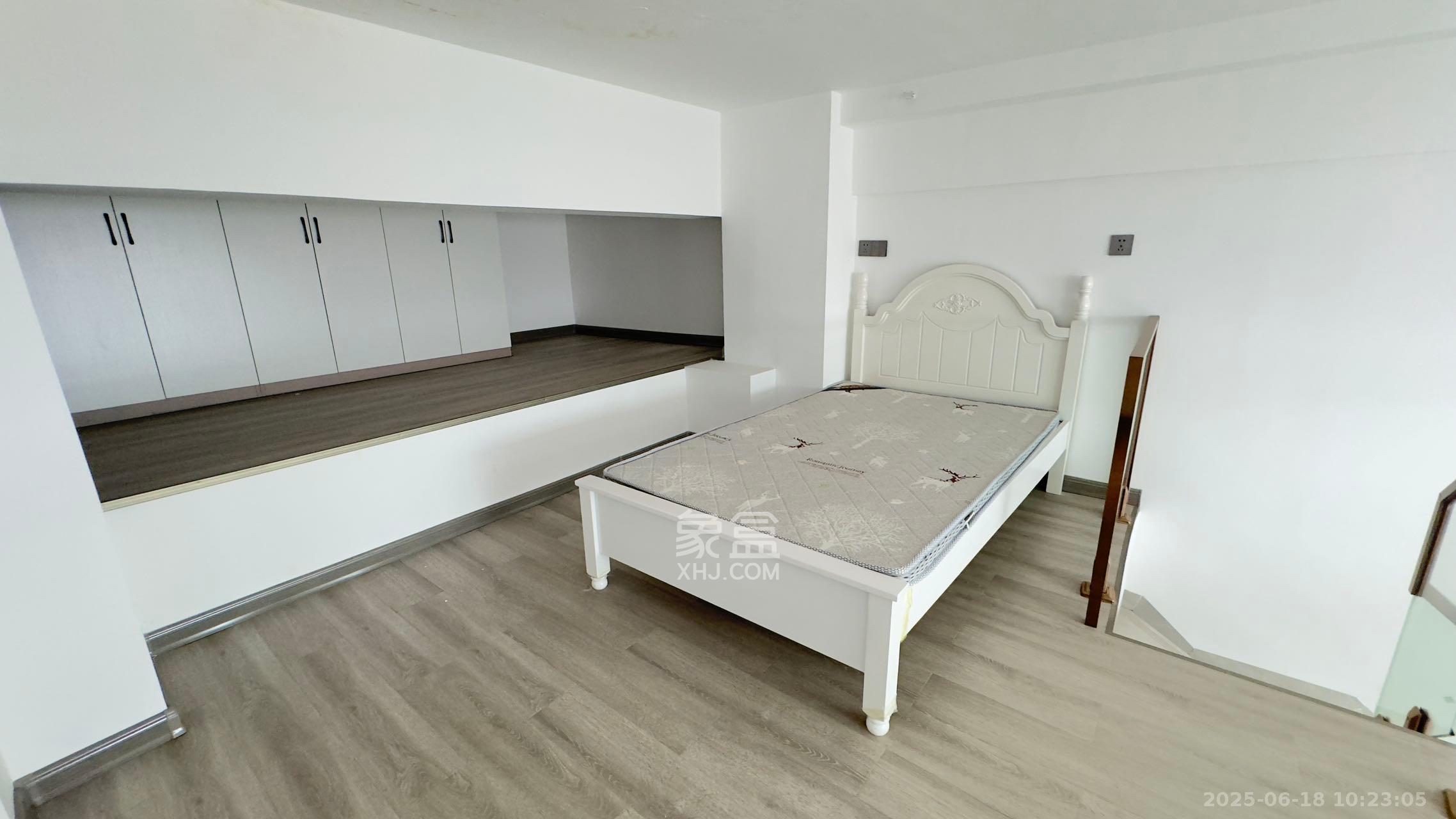 信诚湘江揽月(至善美景大厦) 2室2厅1卫 1600.0元/月 信诚湘江揽月(至善美景大厦) 2室2厅1卫 1600.0元/月室内图