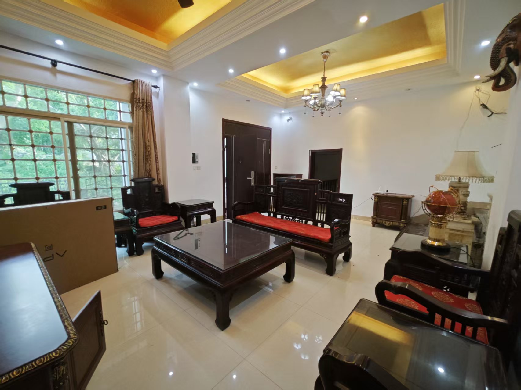 宝安江南城 5室2厅3卫 4800.0元/月 宝安江南城 5室2厅3卫 4800.0元/月室内图