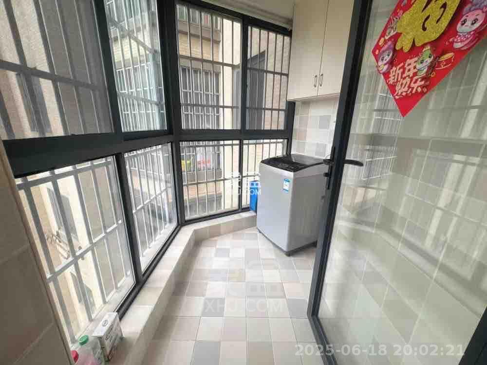 中建御山和苑  4室2厅2卫   2500.00元/月室内图