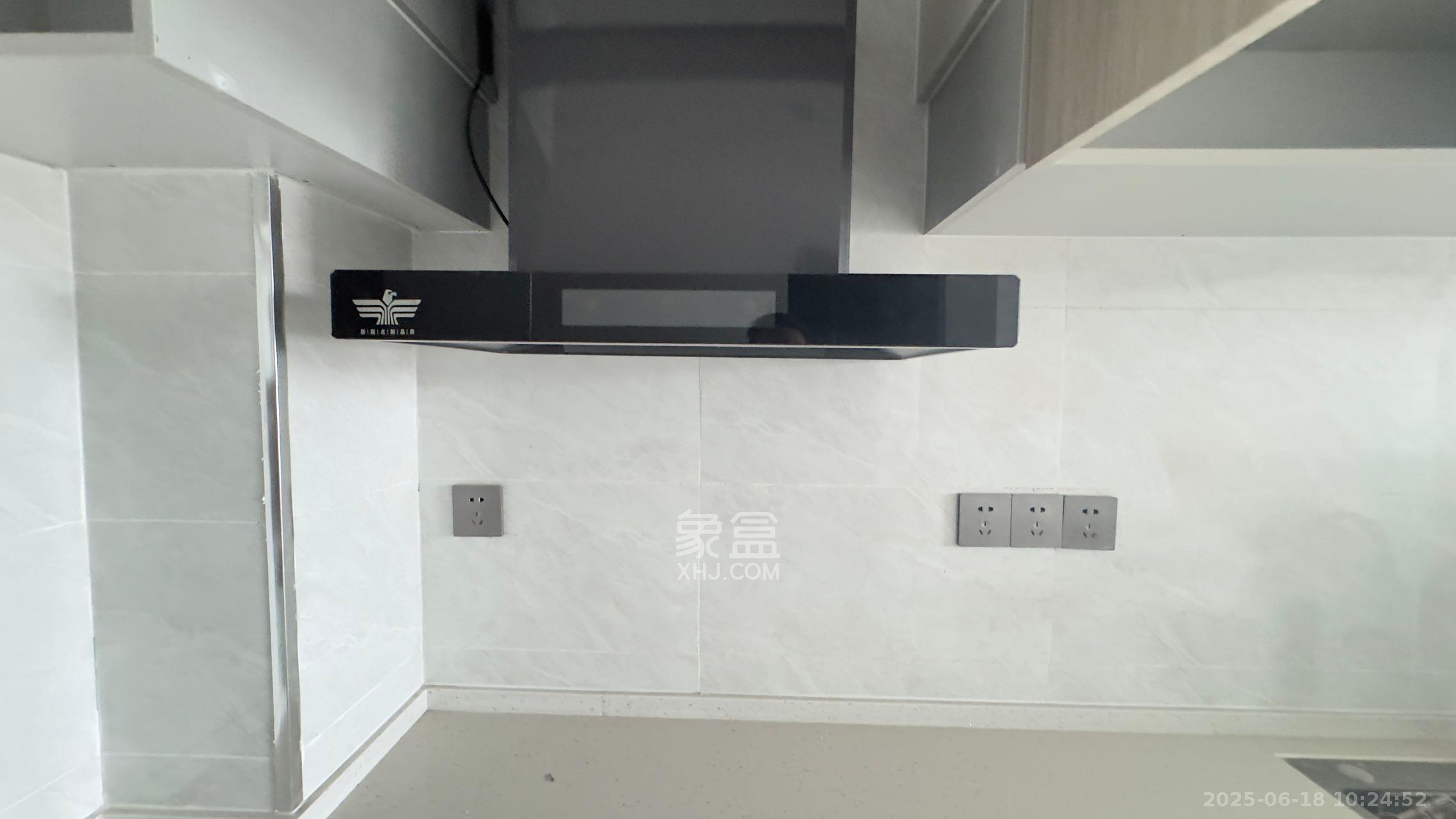 信诚湘江揽月（至善美景大厦）  2室2厅1卫   1600.00元/月室内图