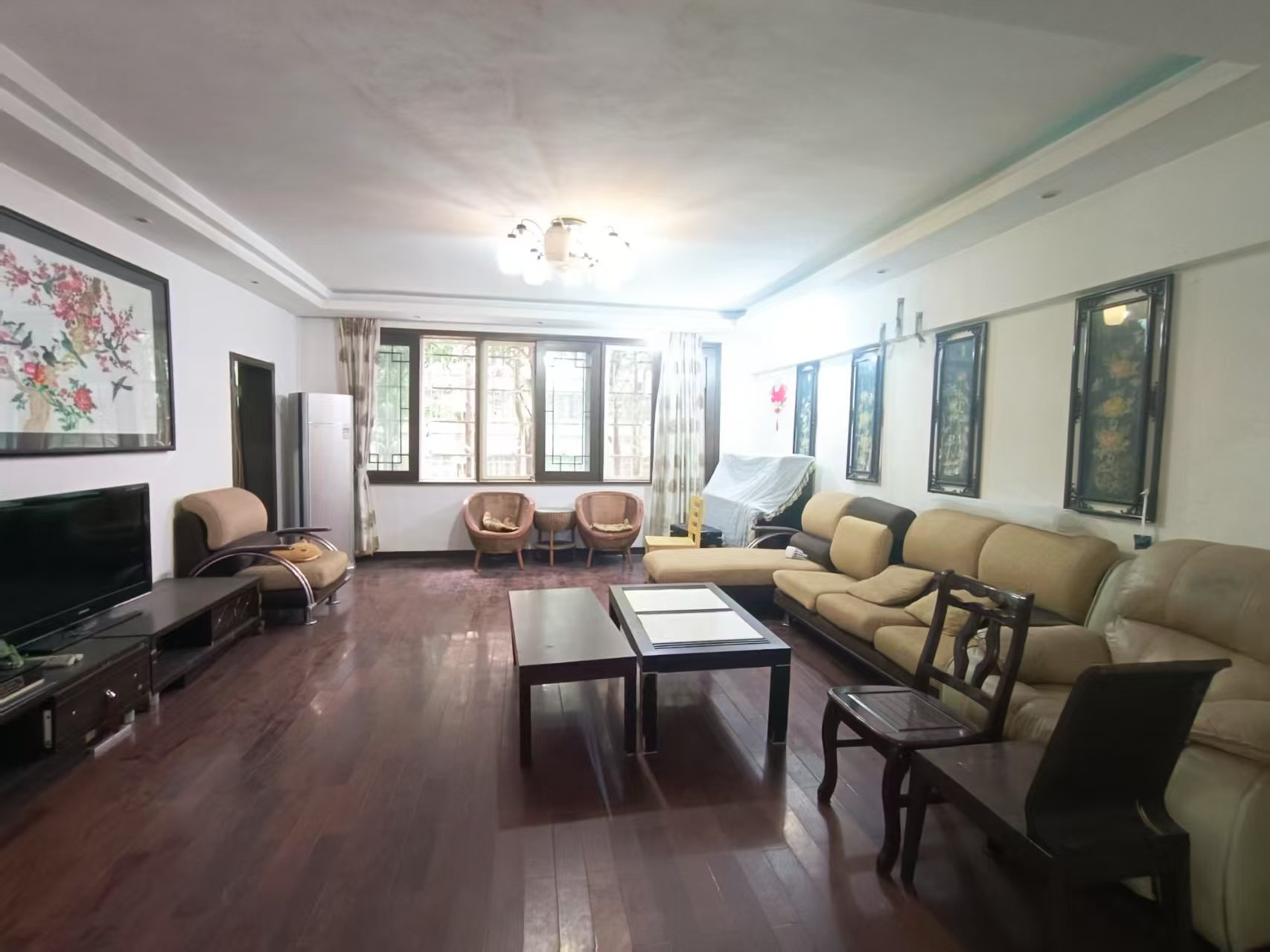 园丁小区 4室2厅2卫 59.0万 园丁小区 4室2厅2卫 59.0万室内图