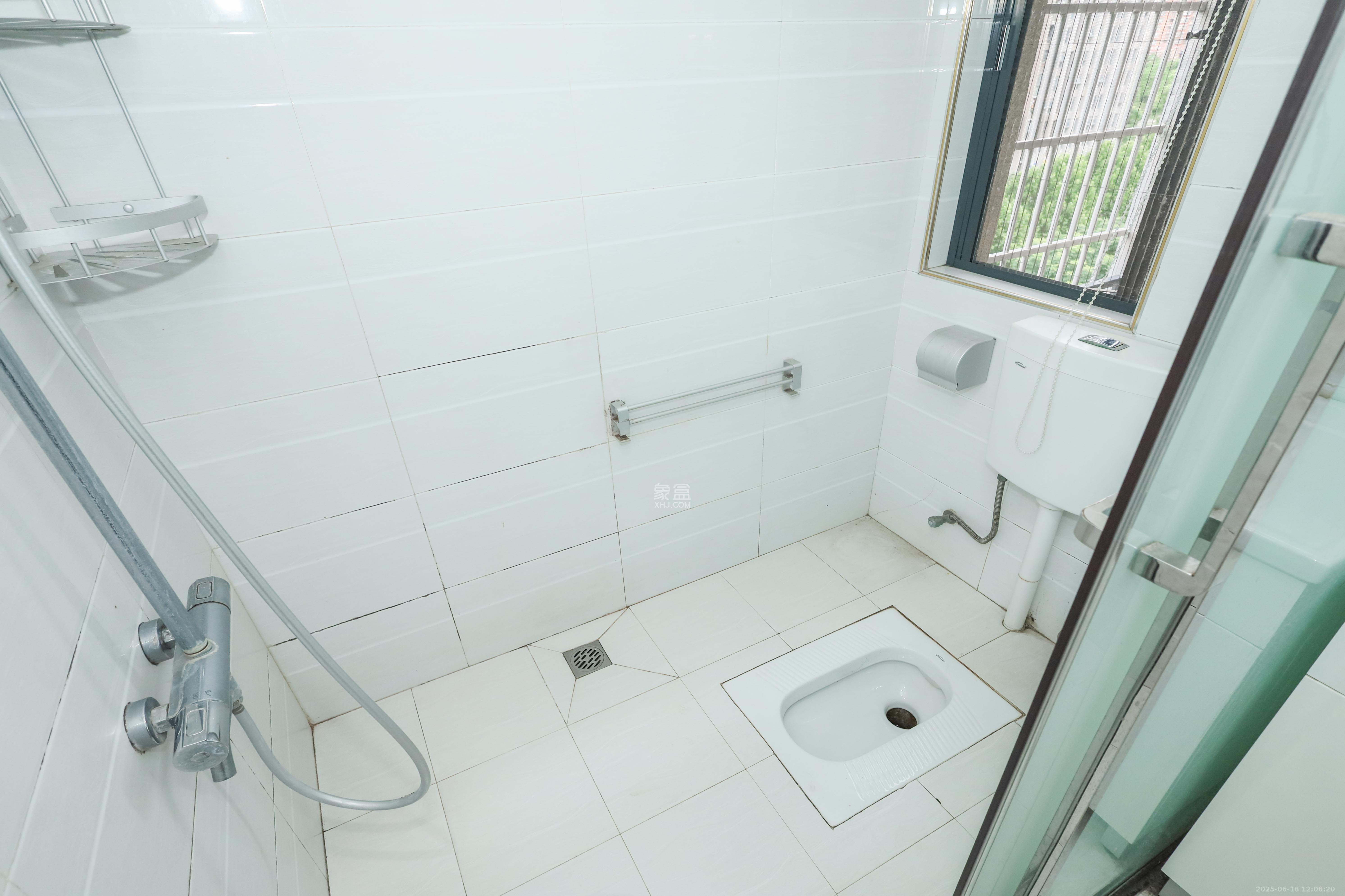 中国铁建梅溪青秀一期 3室2厅1卫 112.0万 中国铁建梅溪青秀一期 3室2厅1卫 112.0万卫生间