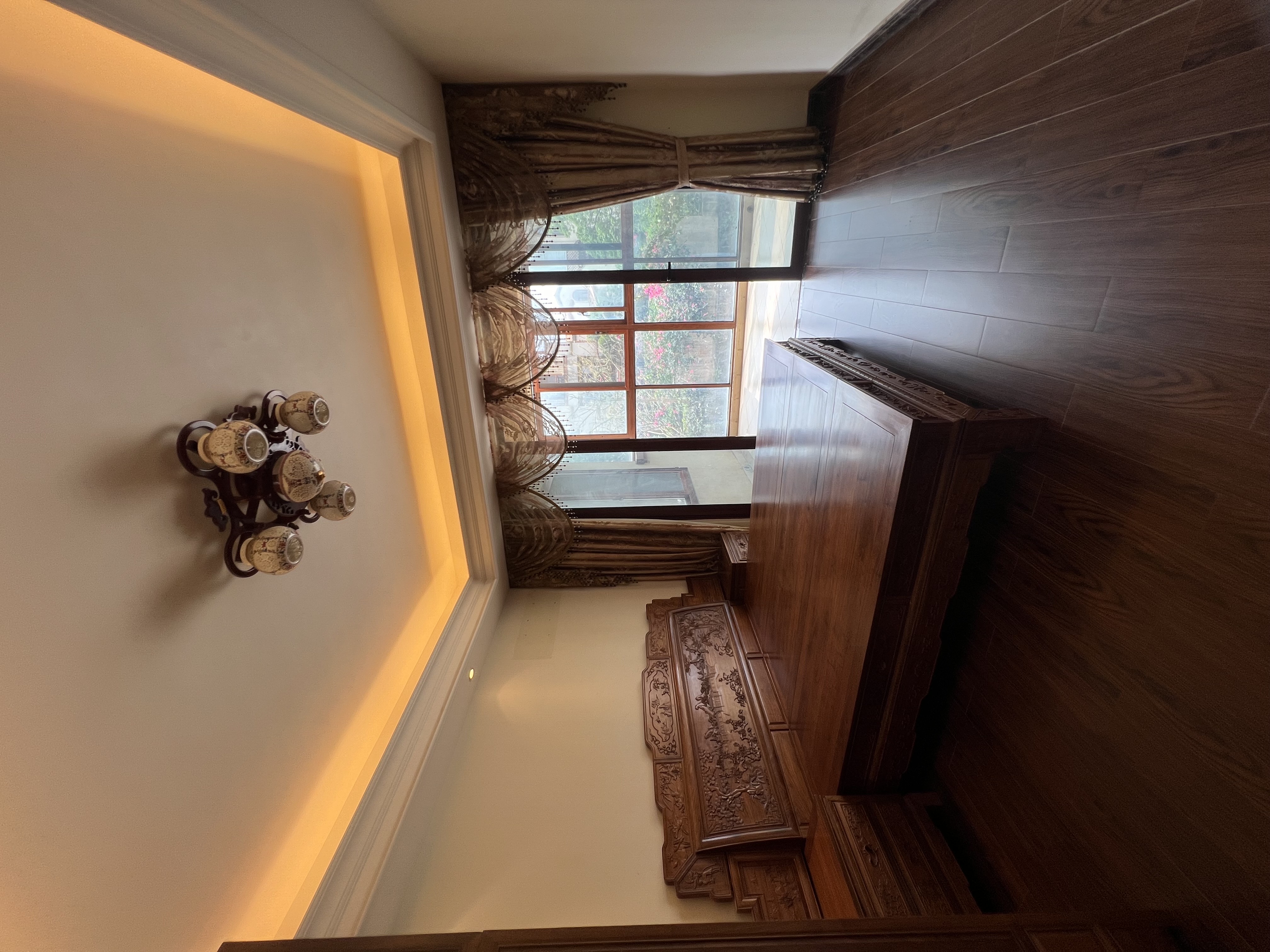 富力盈溪谷  5室3厅4卫    680.0万 富力盈溪谷  5室3厅4卫    680.0万室内图