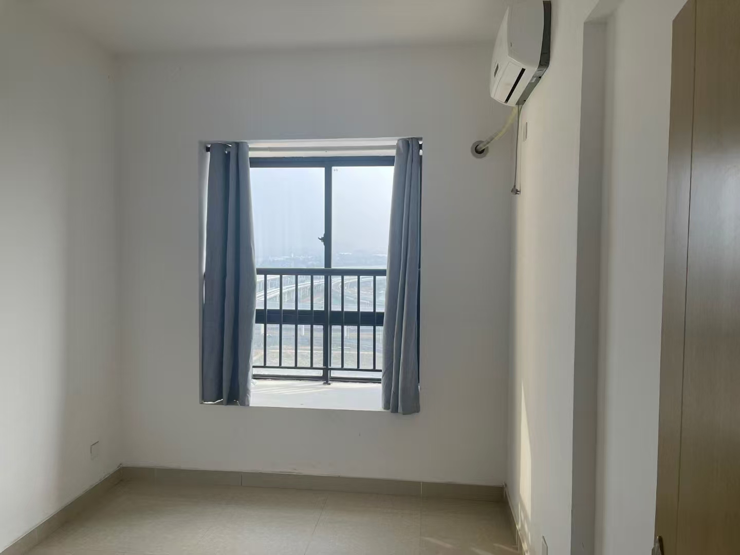 新海小区  3室2厅1卫    85.8万 新海小区  3室2厅1卫    85.8万室内图