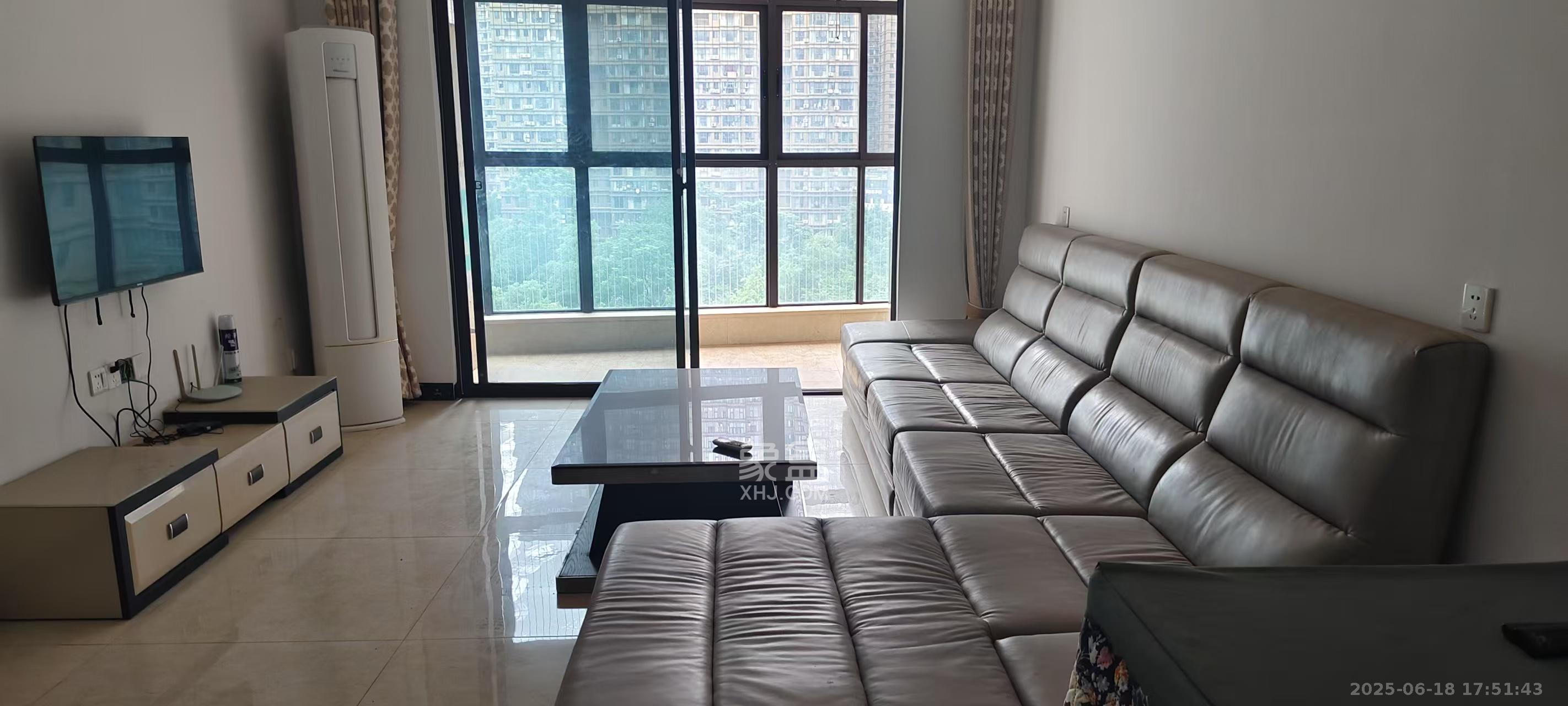 润和长郡(润和紫郡二三期) 3室2厅1卫 1700.0元/月 润和长郡(润和紫郡二三期) 3室2厅1卫 1700.0元/月室内图