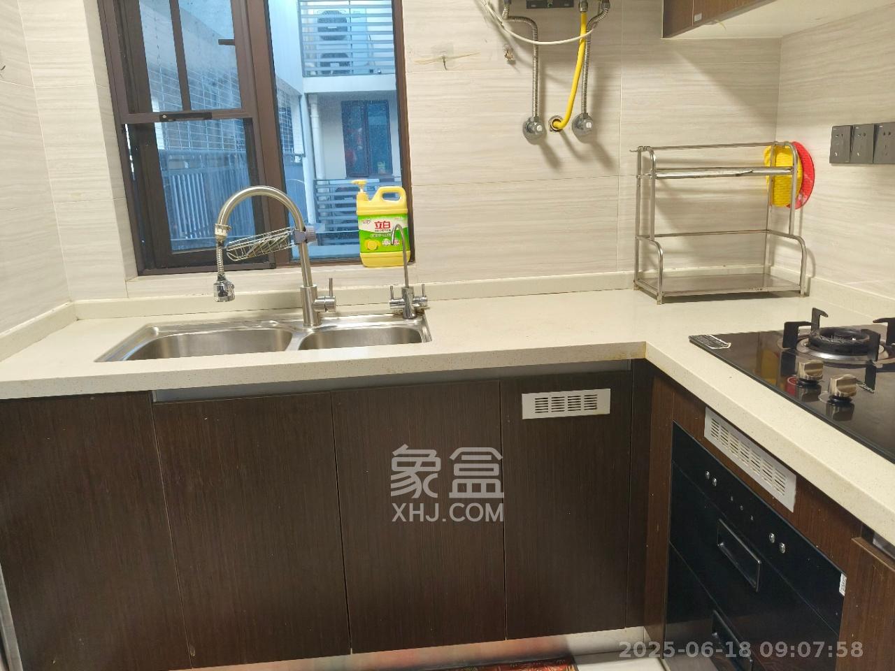 长沙美的麓府  3室2厅2卫    2800.0元/月室内图