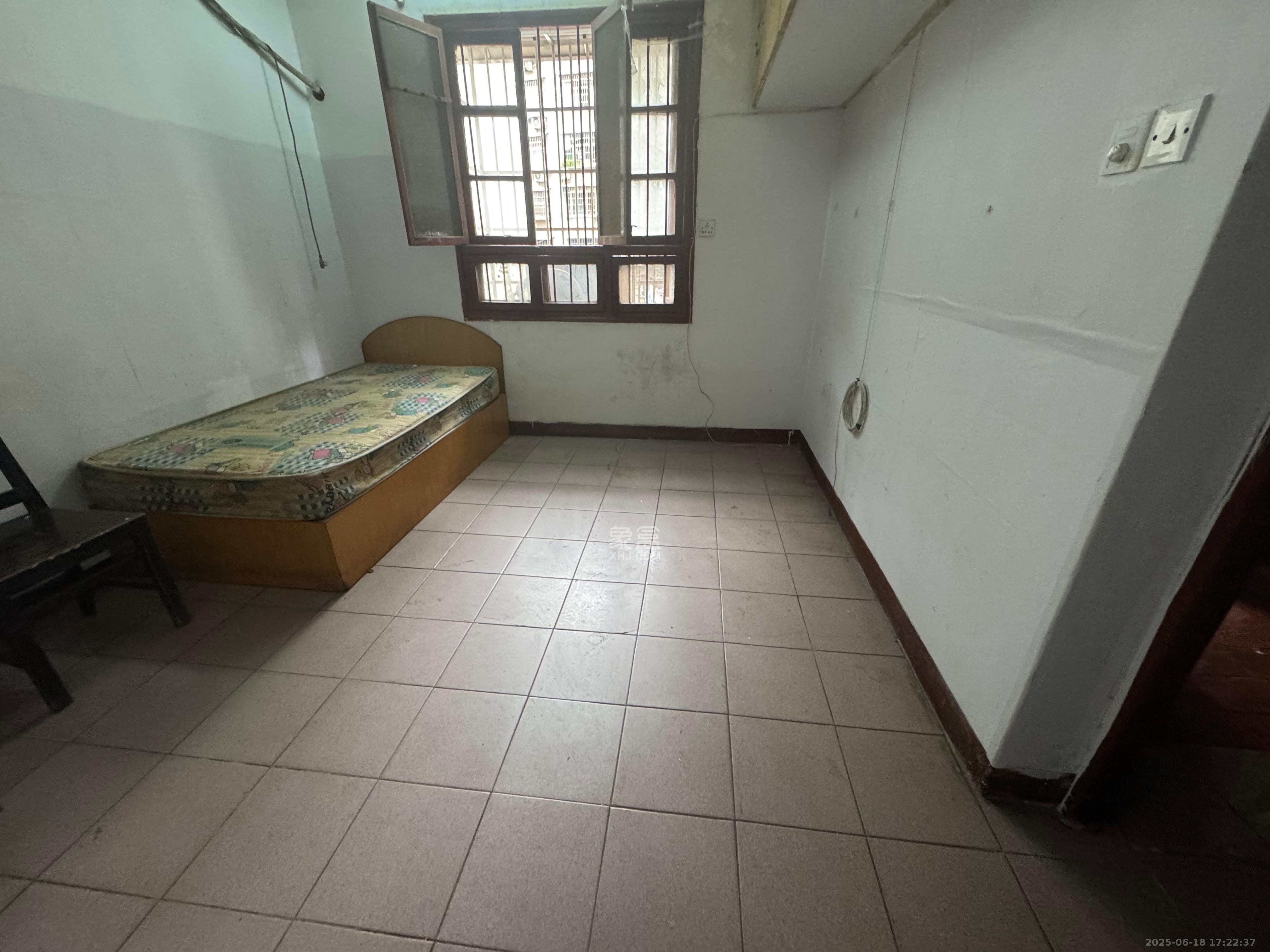 工农新村(工农桥社区) 3室1厅1卫 1600.0元/月 工农新村(工农桥社区) 3室1厅1卫 1600.0元/月室内图