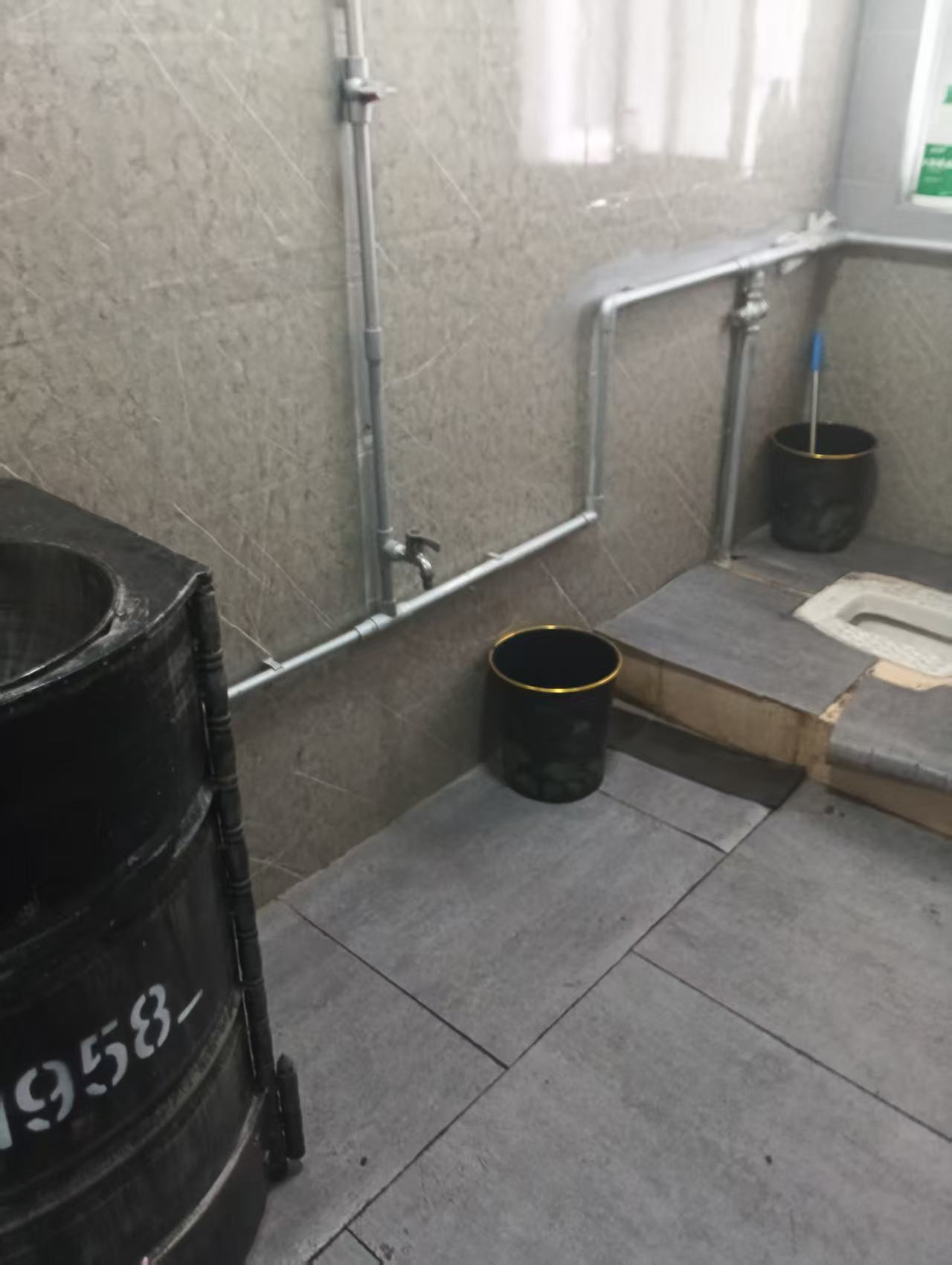 中盐大厦 3室1厅2卫 3000.0元/月 中盐大厦 3室1厅2卫 3000.0元/月室内图