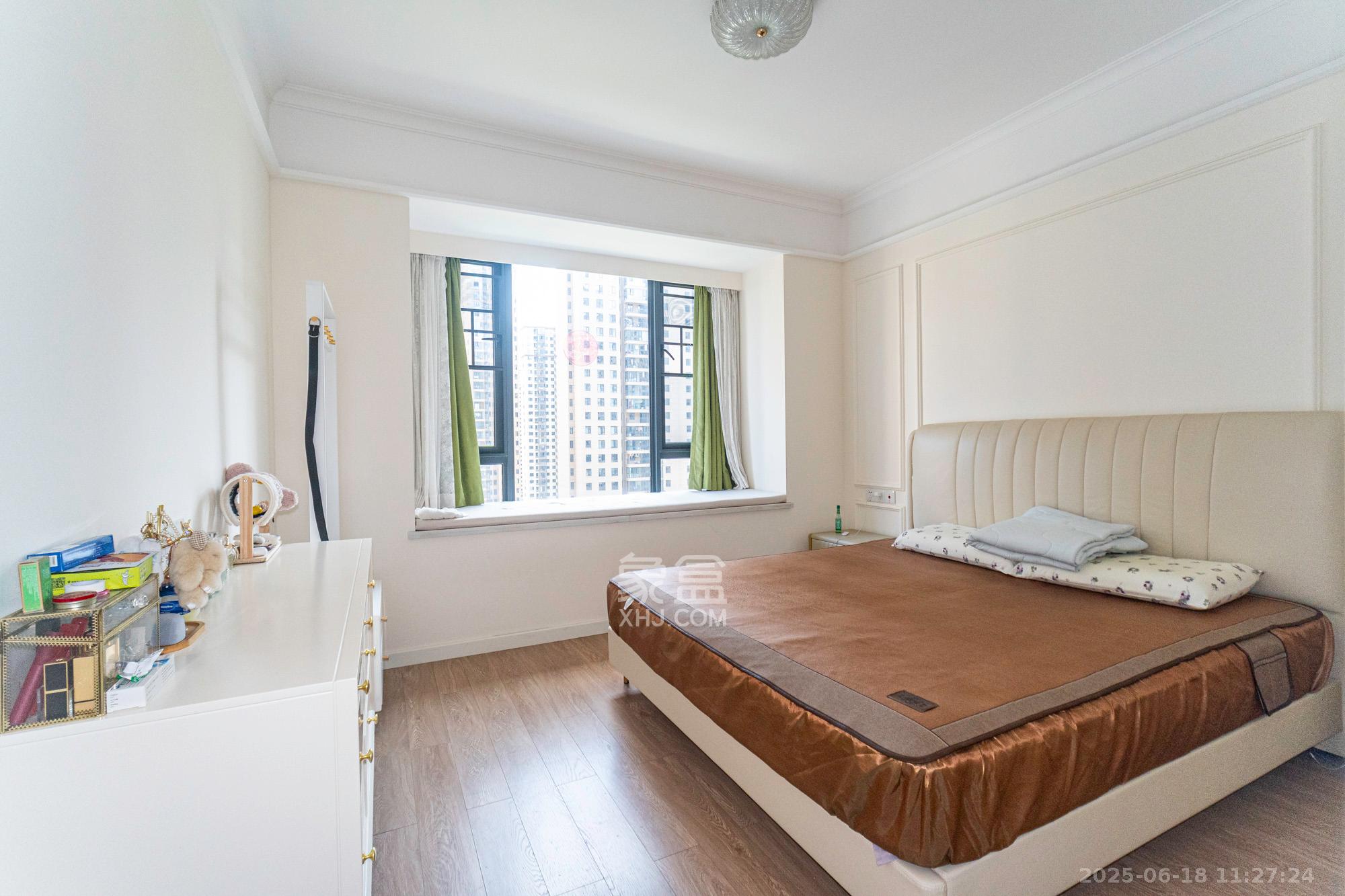 运达锦绣广场  3室2厅2卫    145.0万 运达锦绣广场  3室2厅2卫    145.0万卧室