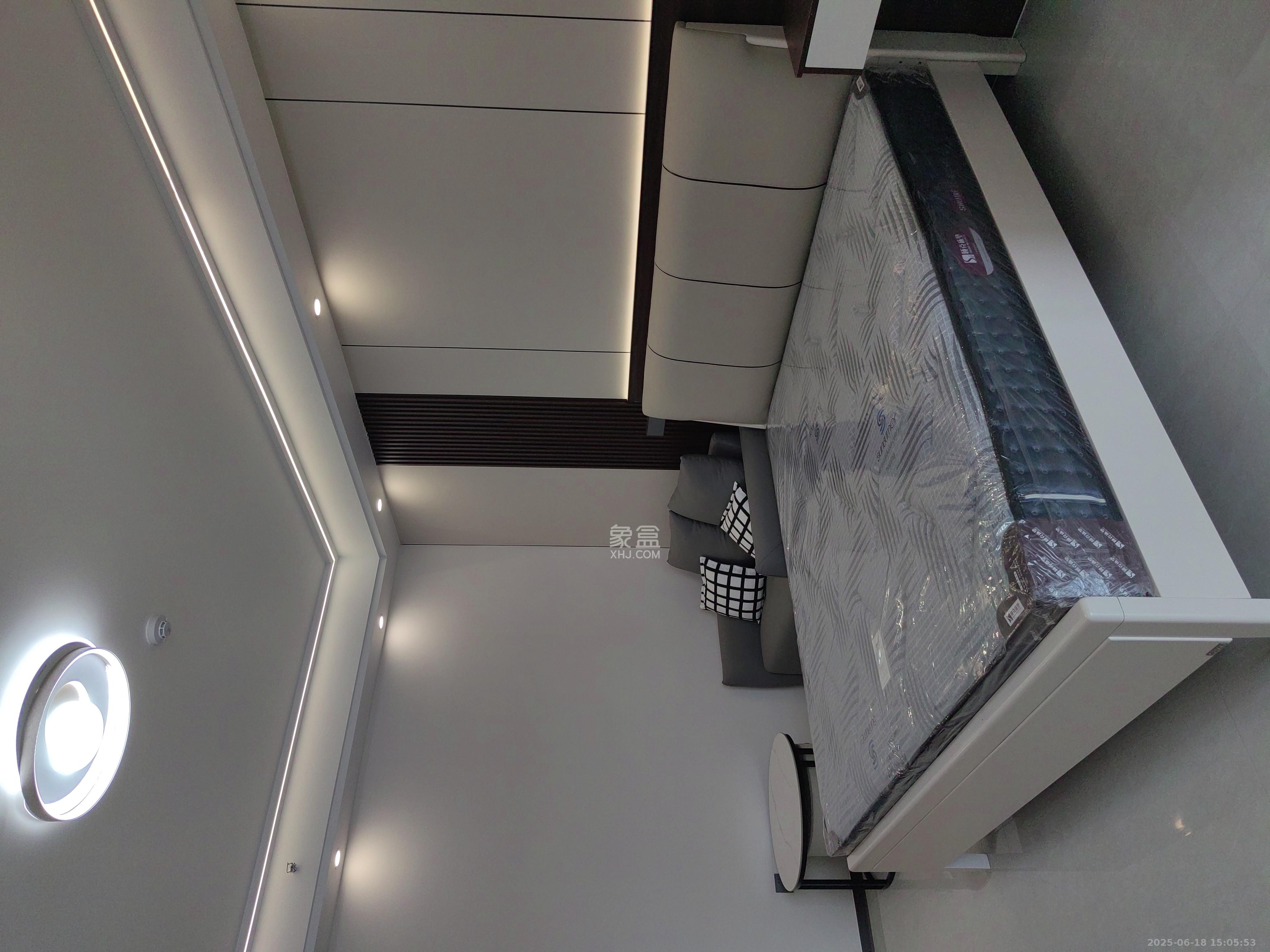 新天地步步高 1室1厅1卫 1300.0元/月 新天地步步高 1室1厅1卫 1300.0元/月室内图