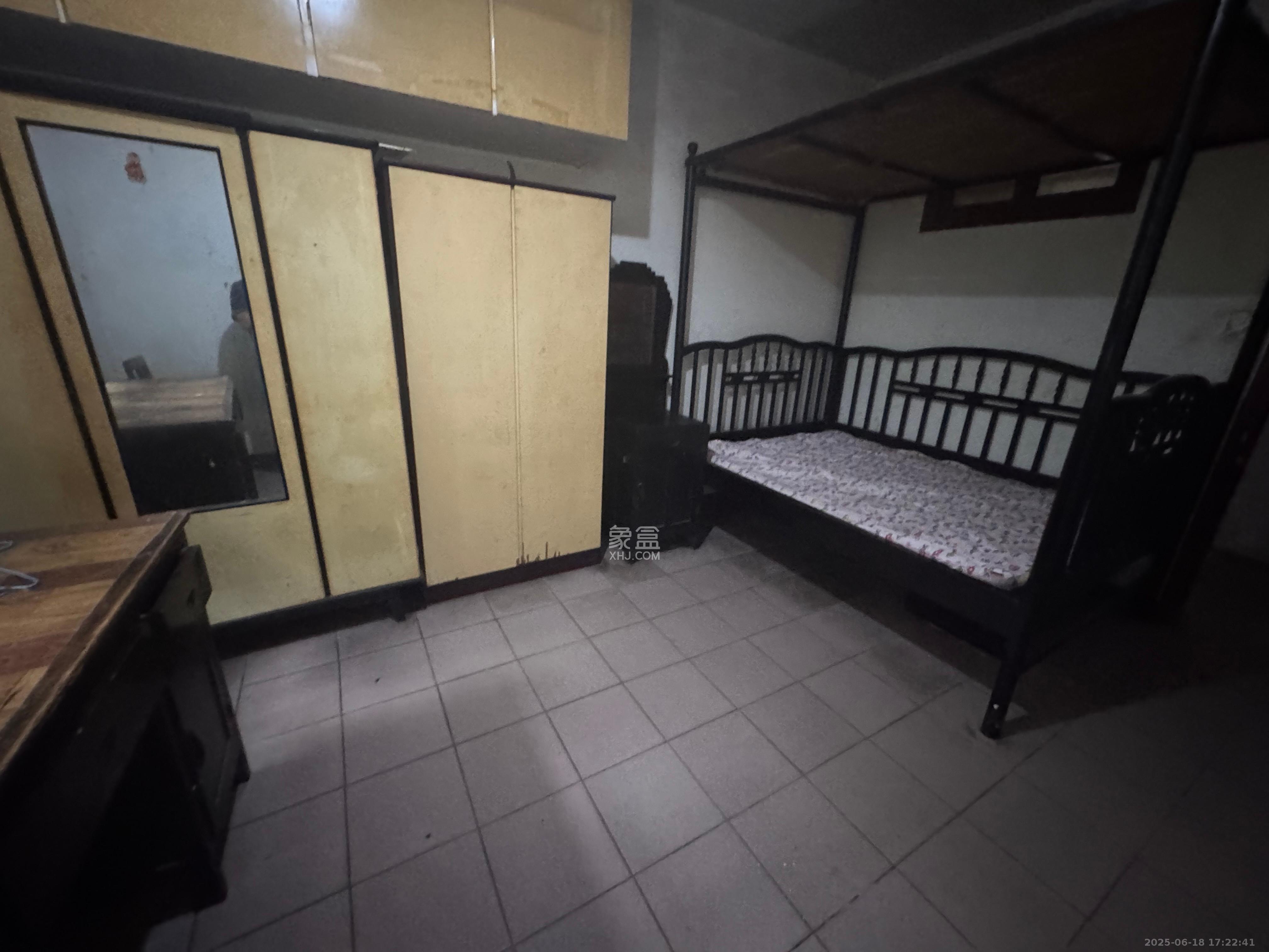 工农新村(工农桥社区) 3室1厅1卫 1600.0元/月 工农新村(工农桥社区) 3室1厅1卫 1600.0元/月室内图