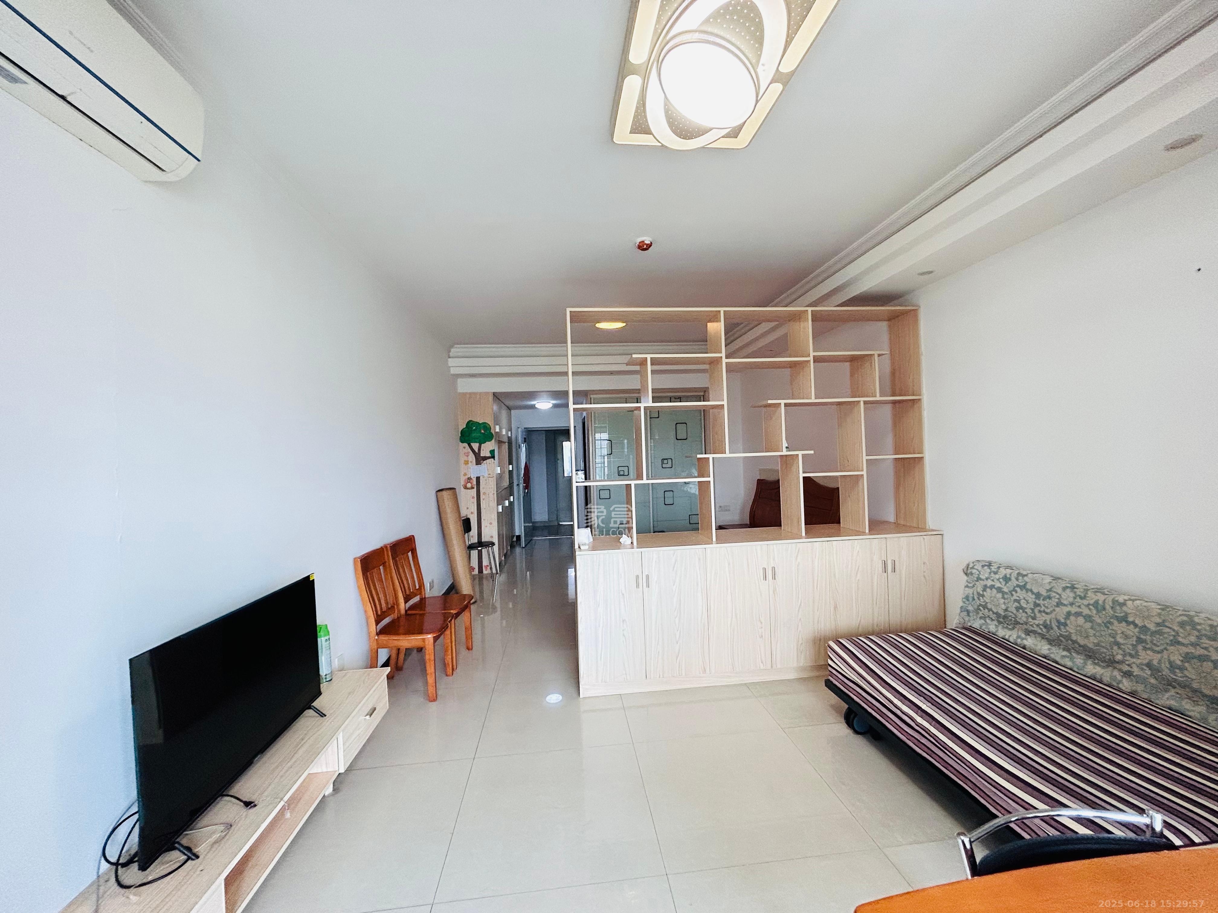 怡海星城 1室1厅1卫 1000.00元/月 怡海星城 1室1厅1卫 1000.00元/月室内图