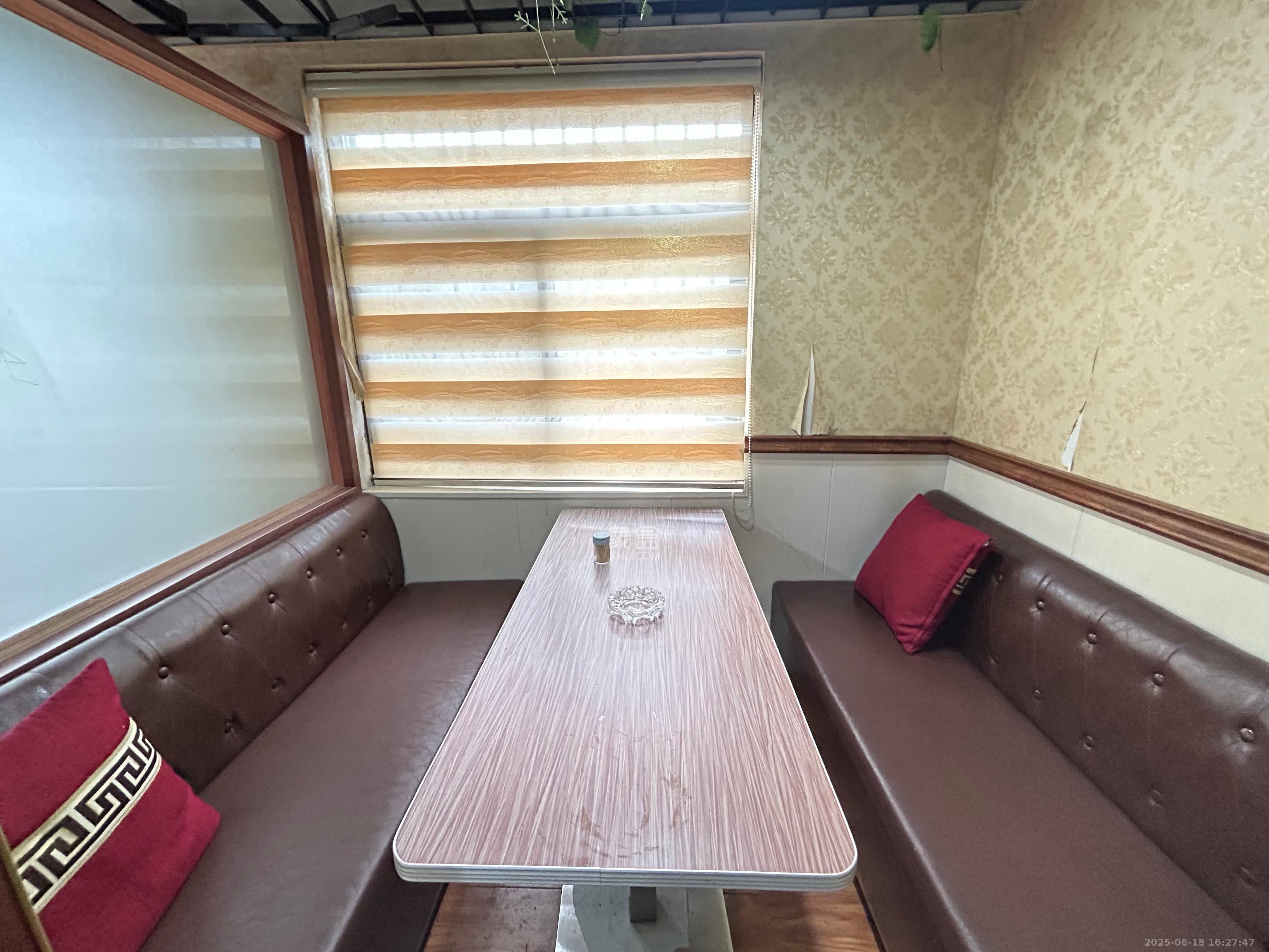 三景华御  3室2厅1卫   2000.00元/月室内图