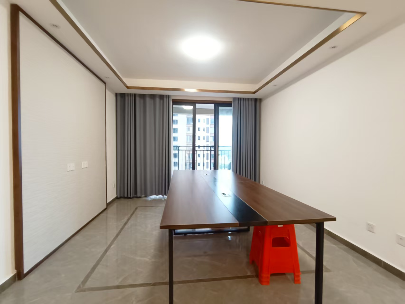 荣盛碧桂园铂悦府  3室2厅2卫    2500.0元/月 荣盛碧桂园铂悦府  3室2厅2卫    2500.0元/月室内图