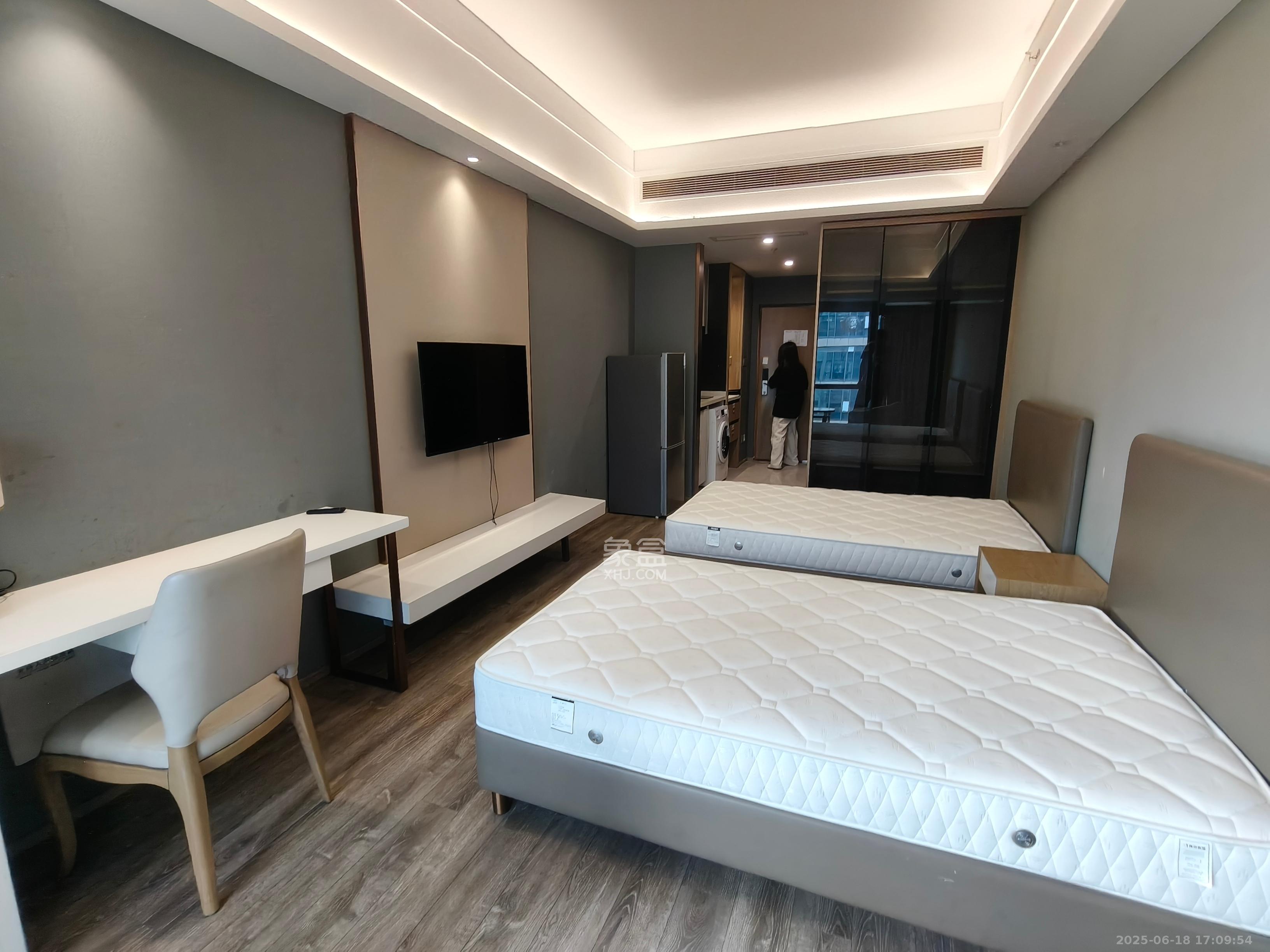 华远华时代  1室1厅1卫   2600.00元/月室内图