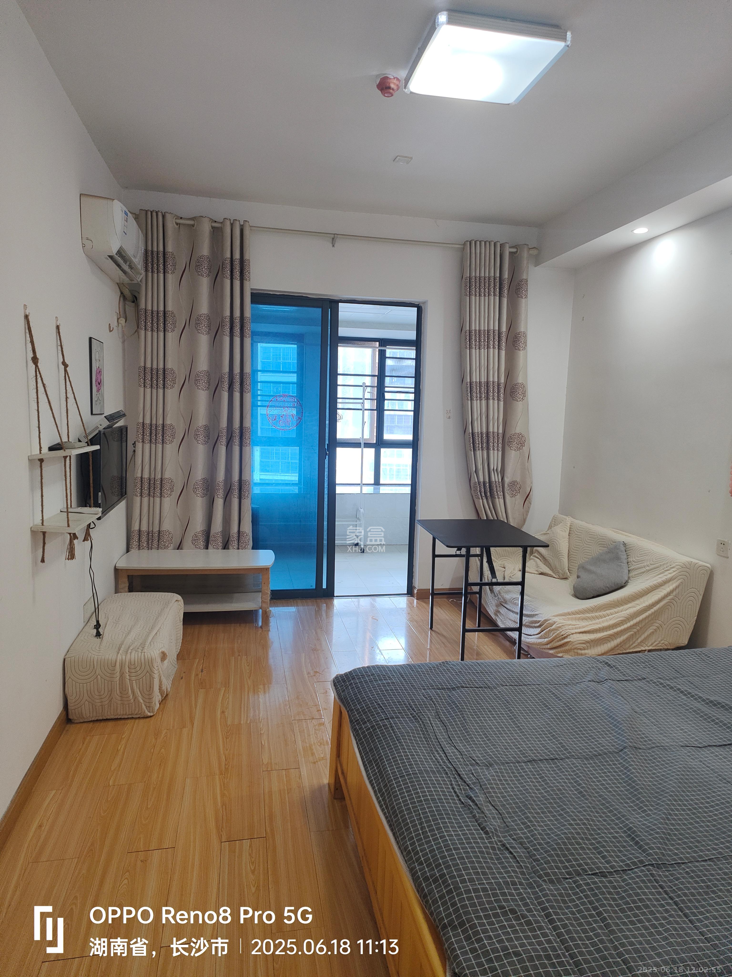 海德公园 1室1厅1卫 1300.0元/月 海德公园 1室1厅1卫 1300.0元/月室内图