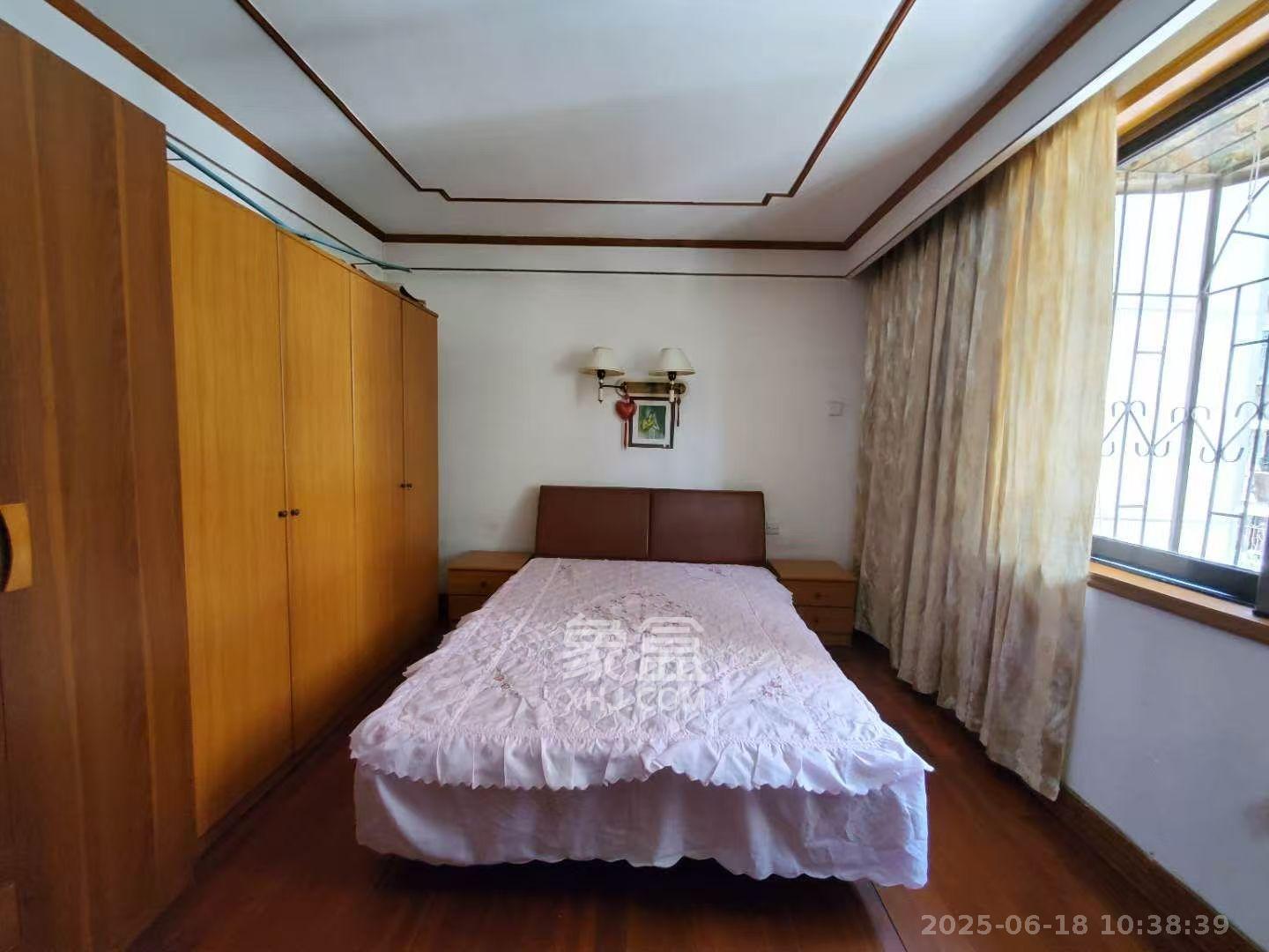 便河边社区  2室2厅1卫   2200.00元/月室内图