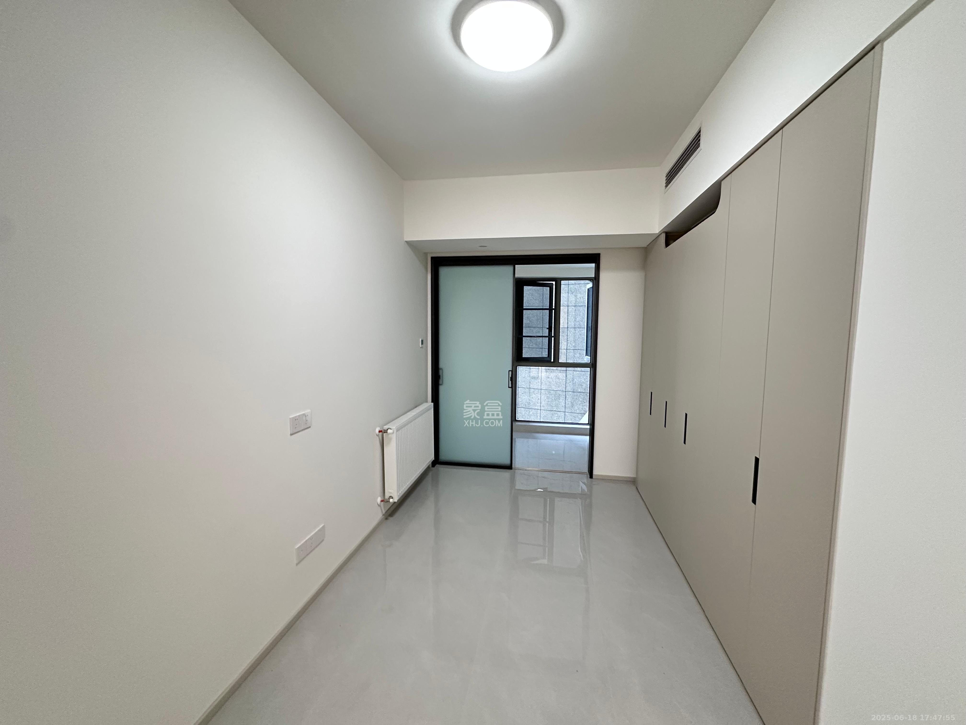 万象府台  5室2厅2卫   6500.00元/月室内图