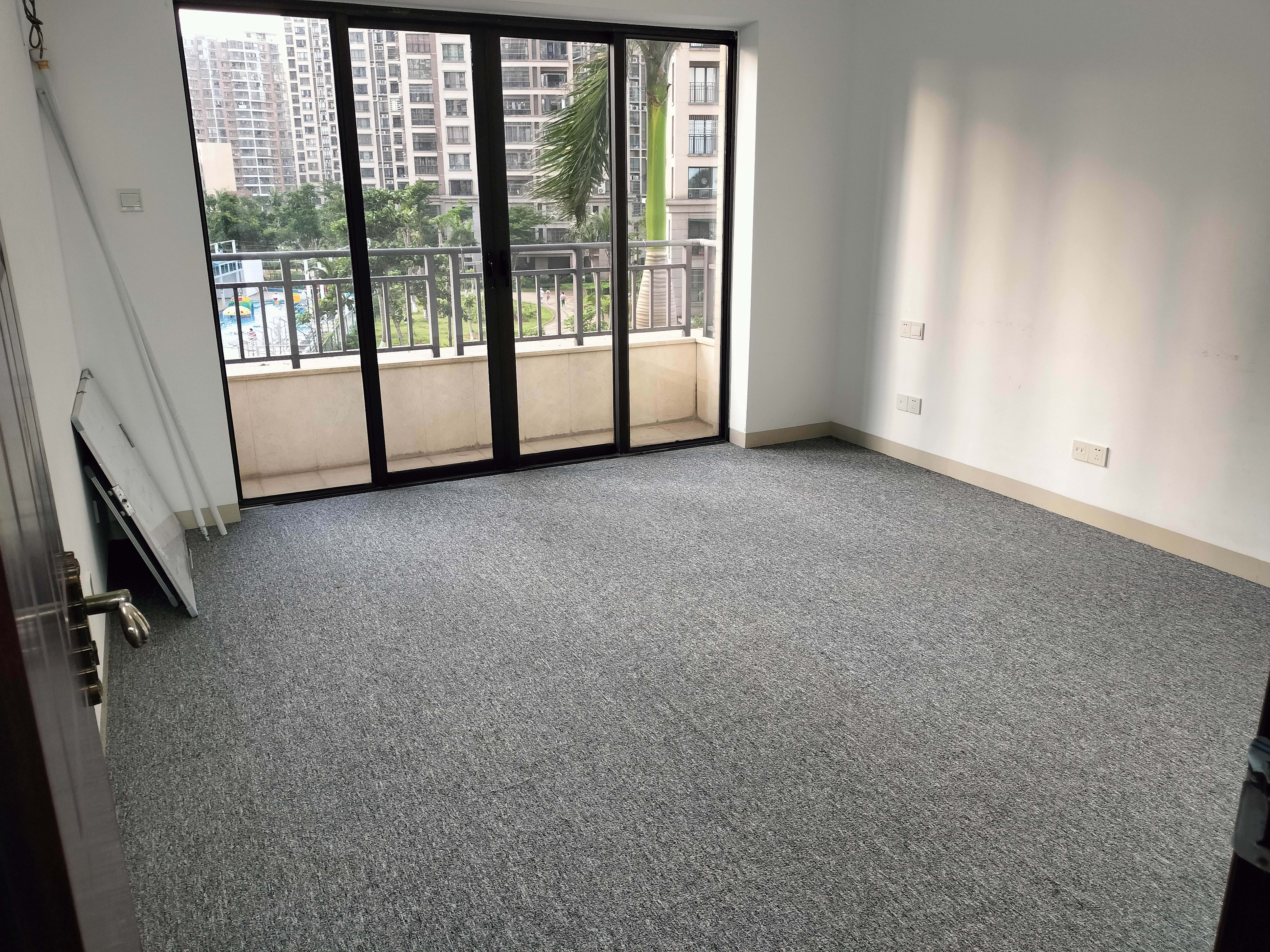 和风江岸 4室2厅2卫 4000.0元/月 和风江岸 4室2厅2卫 4000.0元/月室内图