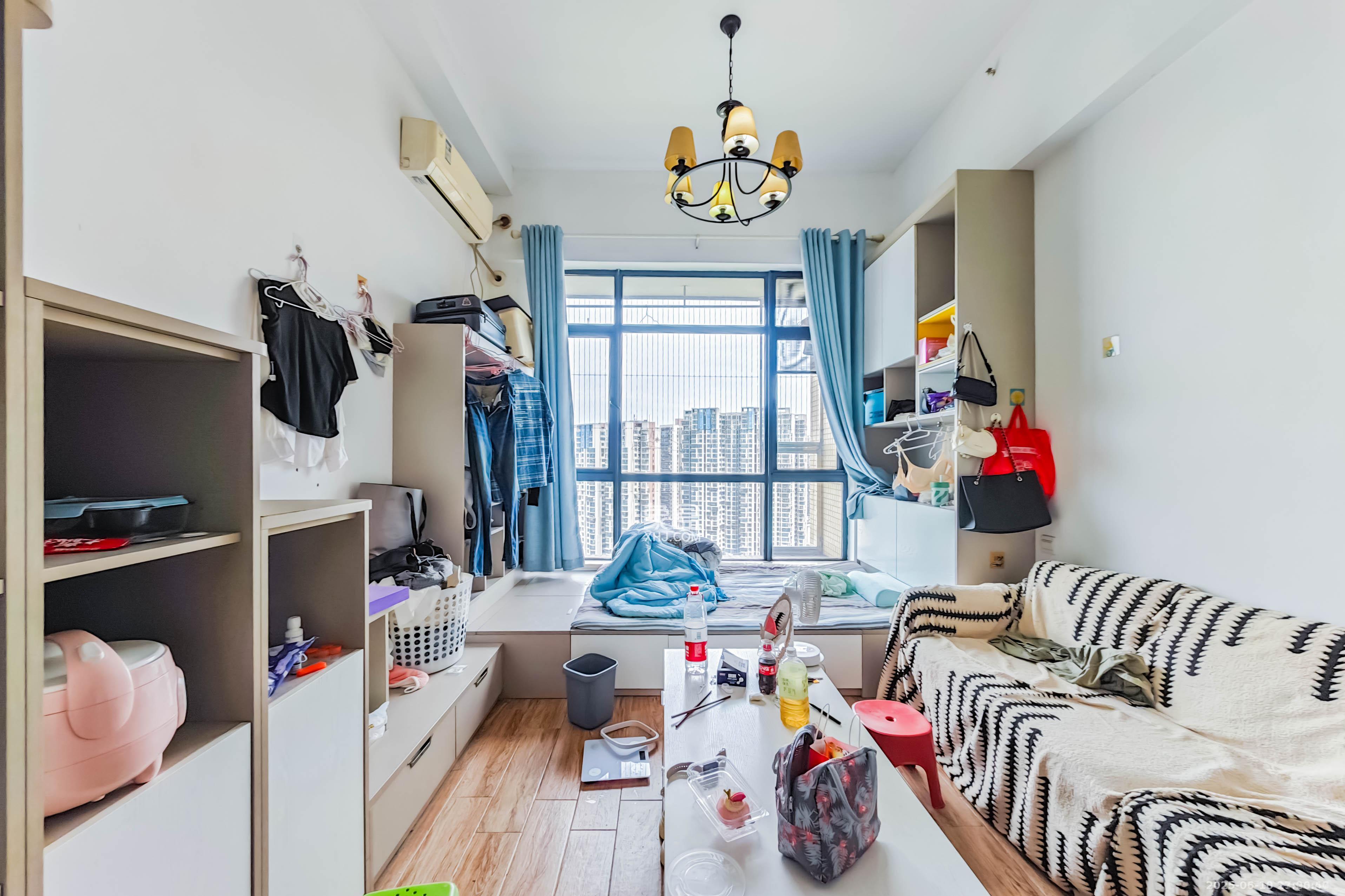 叠彩兰亭 1室1厅1卫 1400.0元/月 叠彩兰亭 1室1厅1卫 1400.0元/月室内图