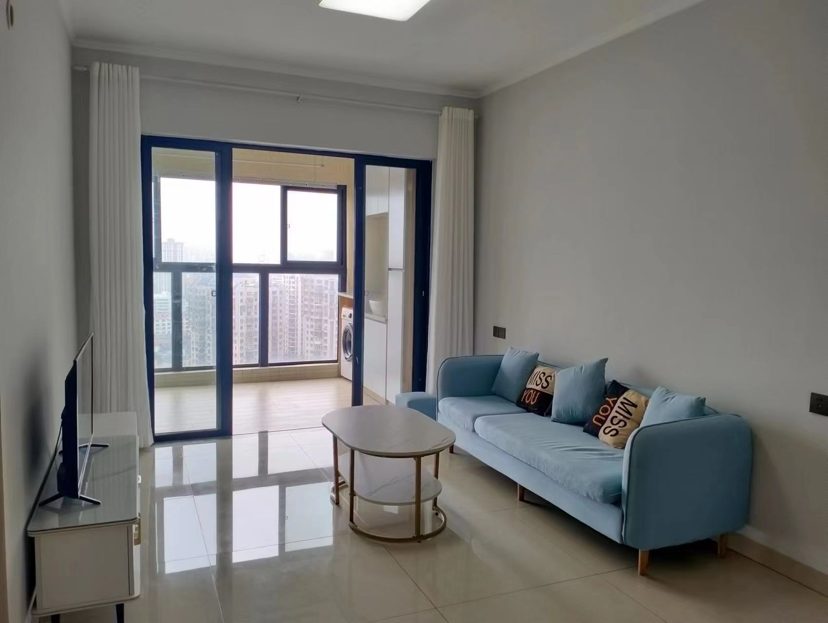 龙昆悦城 2室2厅1卫 3000.00元/月 龙昆悦城 2室2厅1卫 3000.00元/月室内图