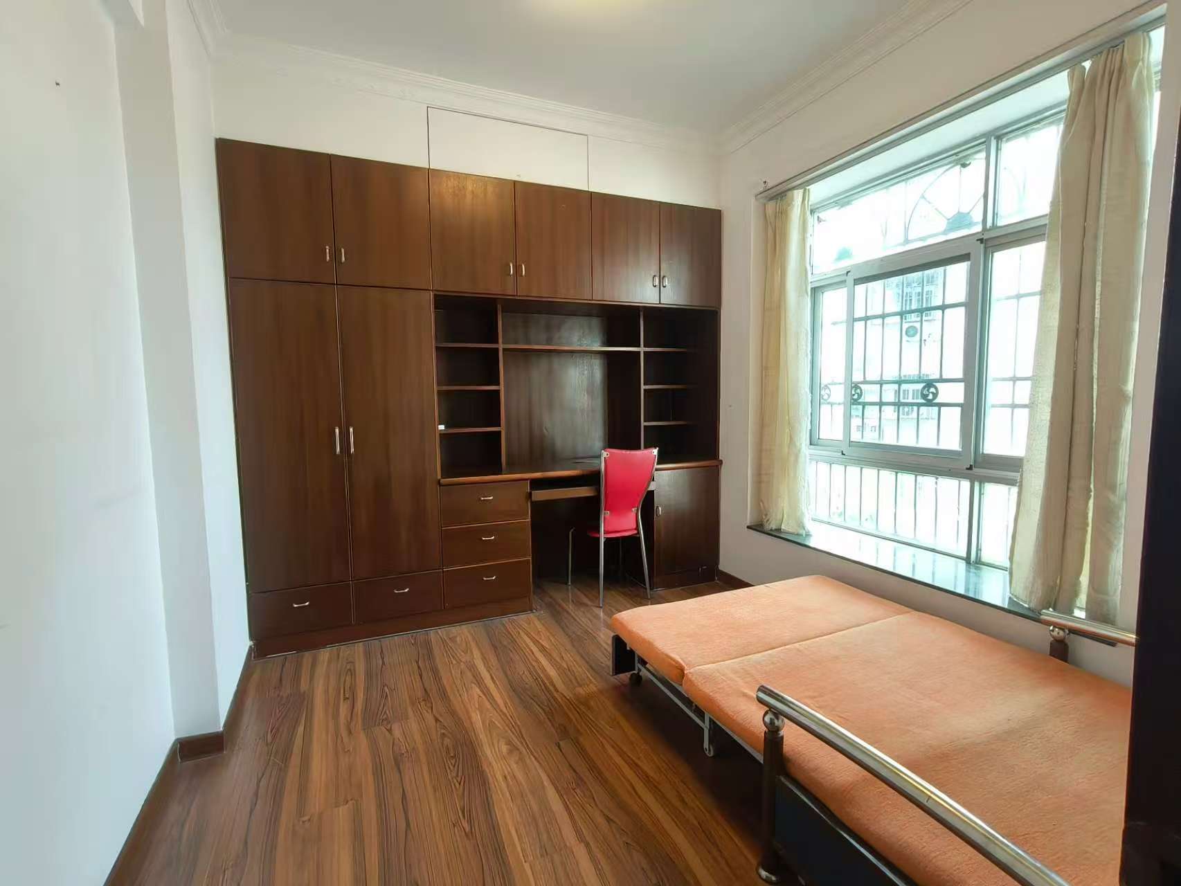 信力花苑 3室2厅2卫 140.0万 信力花苑 3室2厅2卫 140.0万室内图