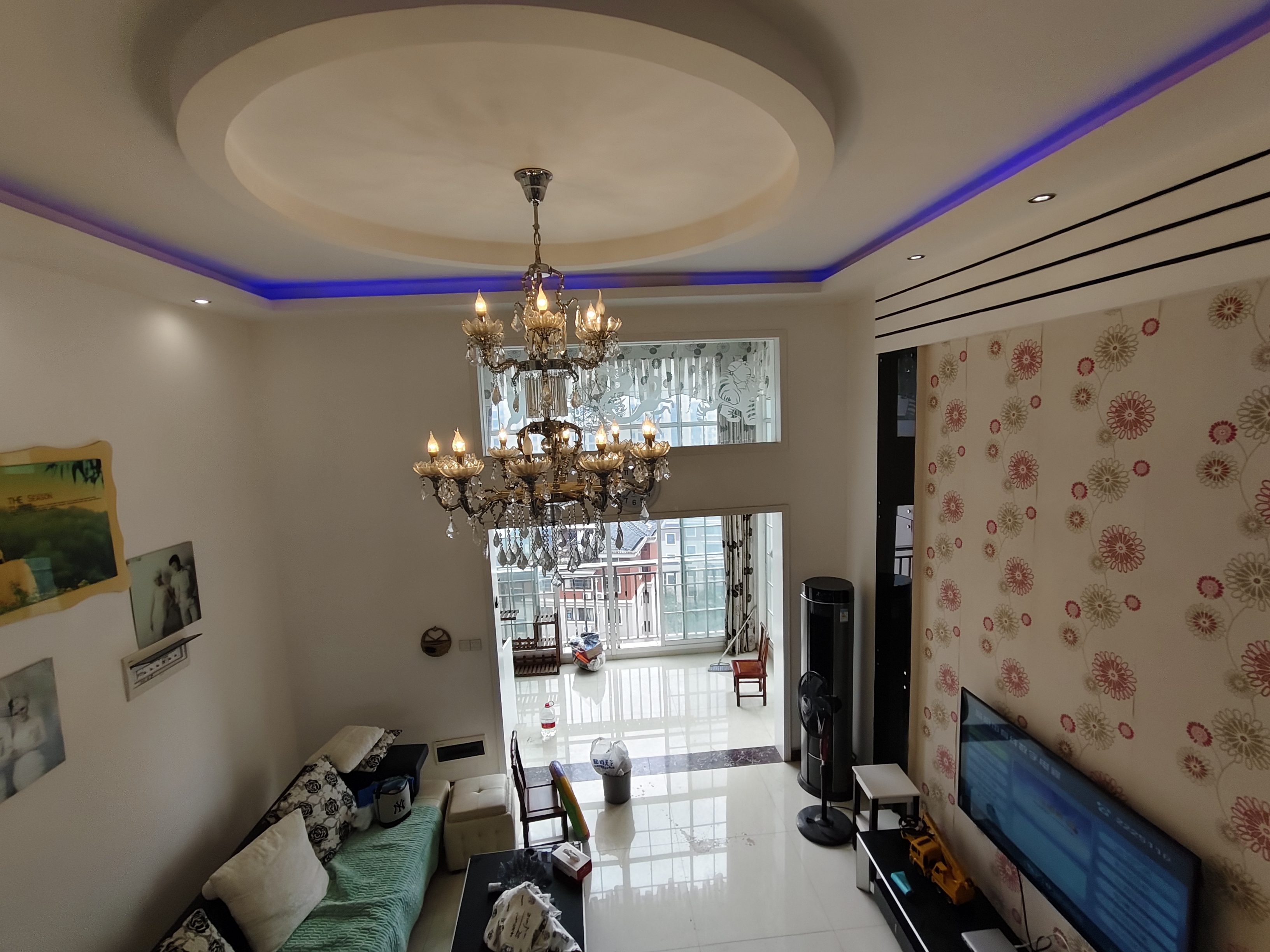 上城世家 3室2厅2卫 2100.0元/月 上城世家 3室2厅2卫 2100.0元/月室内图