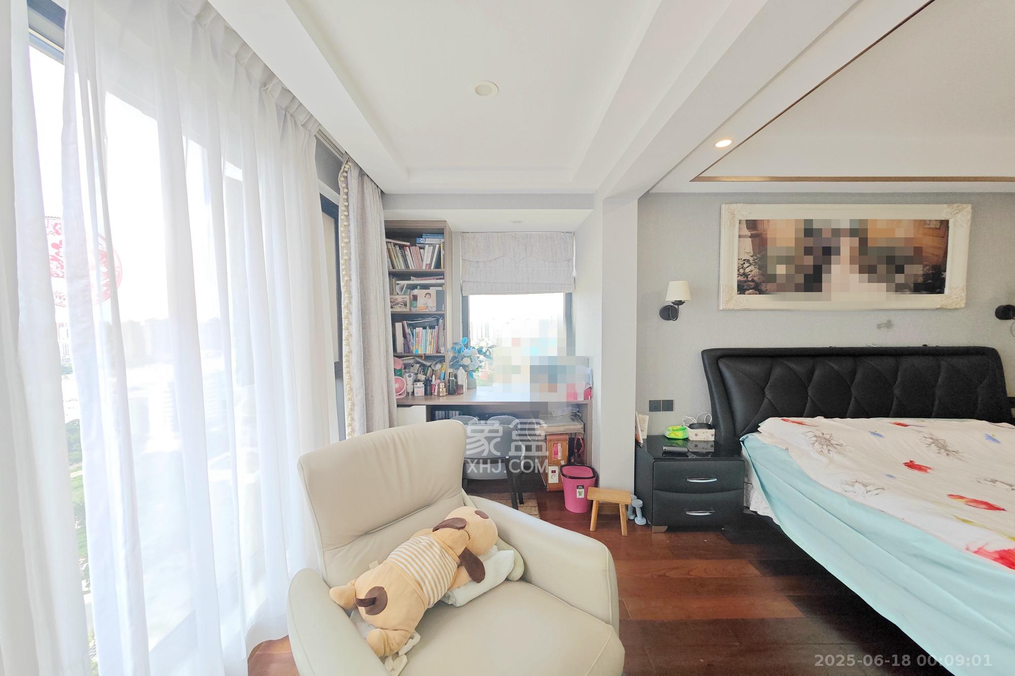 建发中央悦府 4室2厅2卫 208.0万 建发中央悦府 4室2厅2卫 208.0万阳台