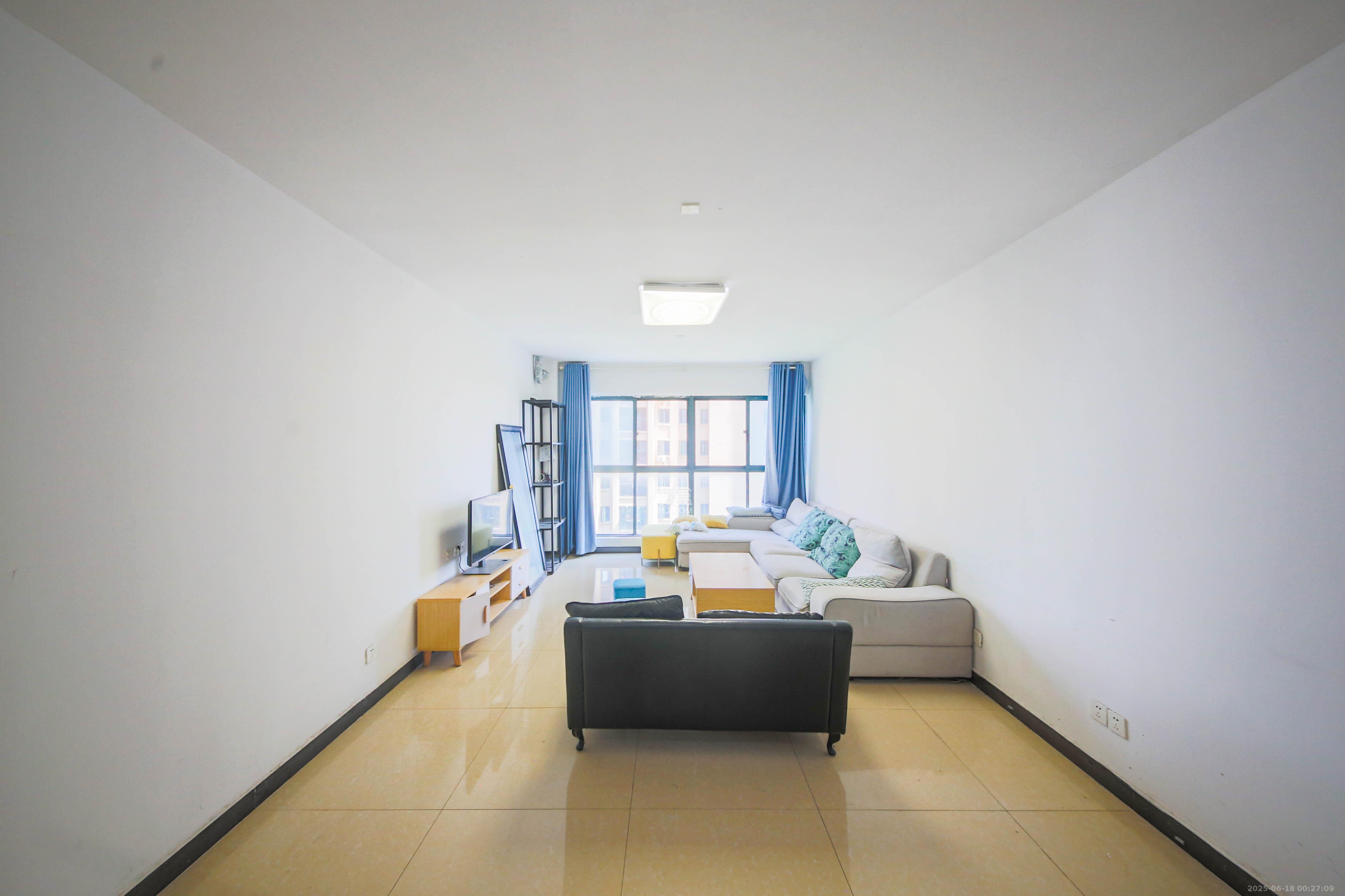 才子嘉都  3室2厅2卫    86.8万 才子嘉都  3室2厅2卫    86.8万客厅