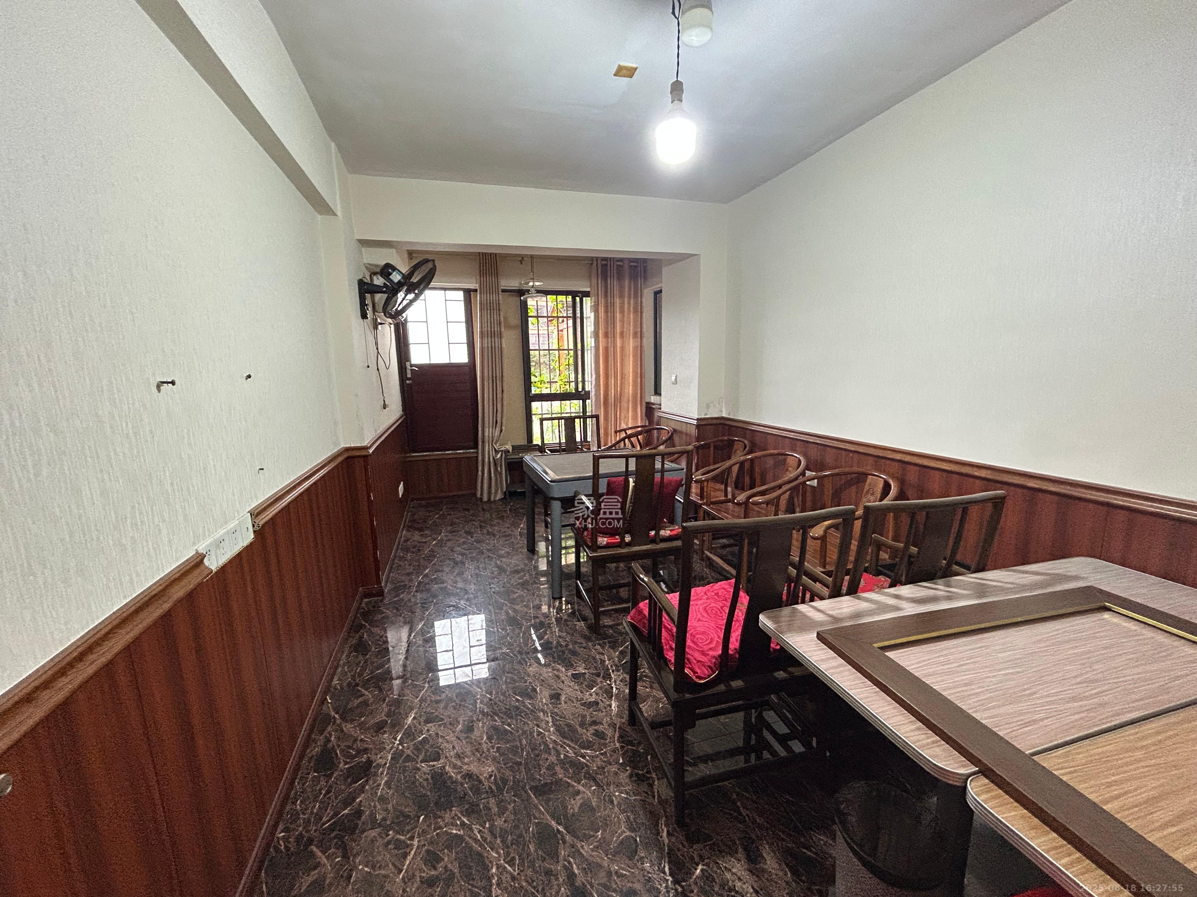 三景华御 3室2厅1卫 2000.0元/月 三景华御 3室2厅1卫 2000.0元/月室内图