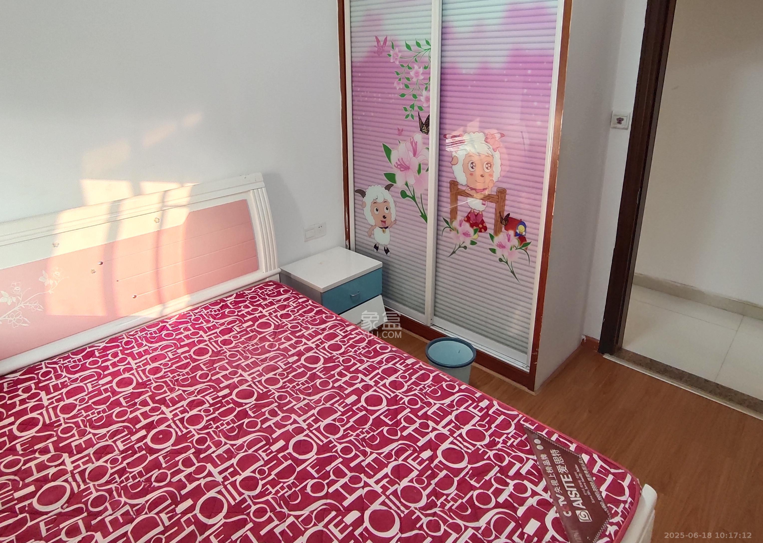 铂宫  3室2厅1卫   3600.00元/月室内图