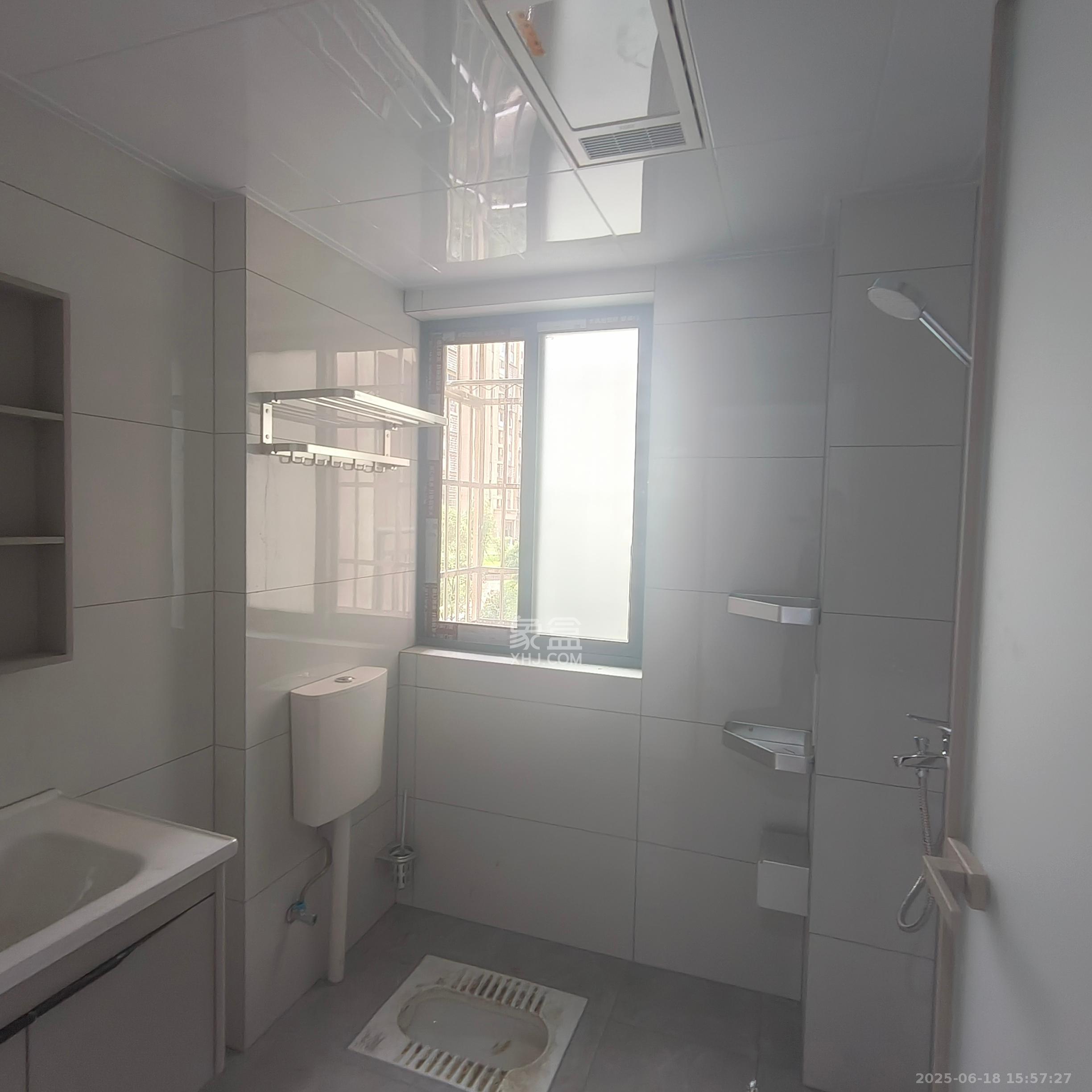 桥头家园三期 3室1厅0卫 1800.0元/月 桥头家园三期 3室1厅0卫 1800.0元/月室内图