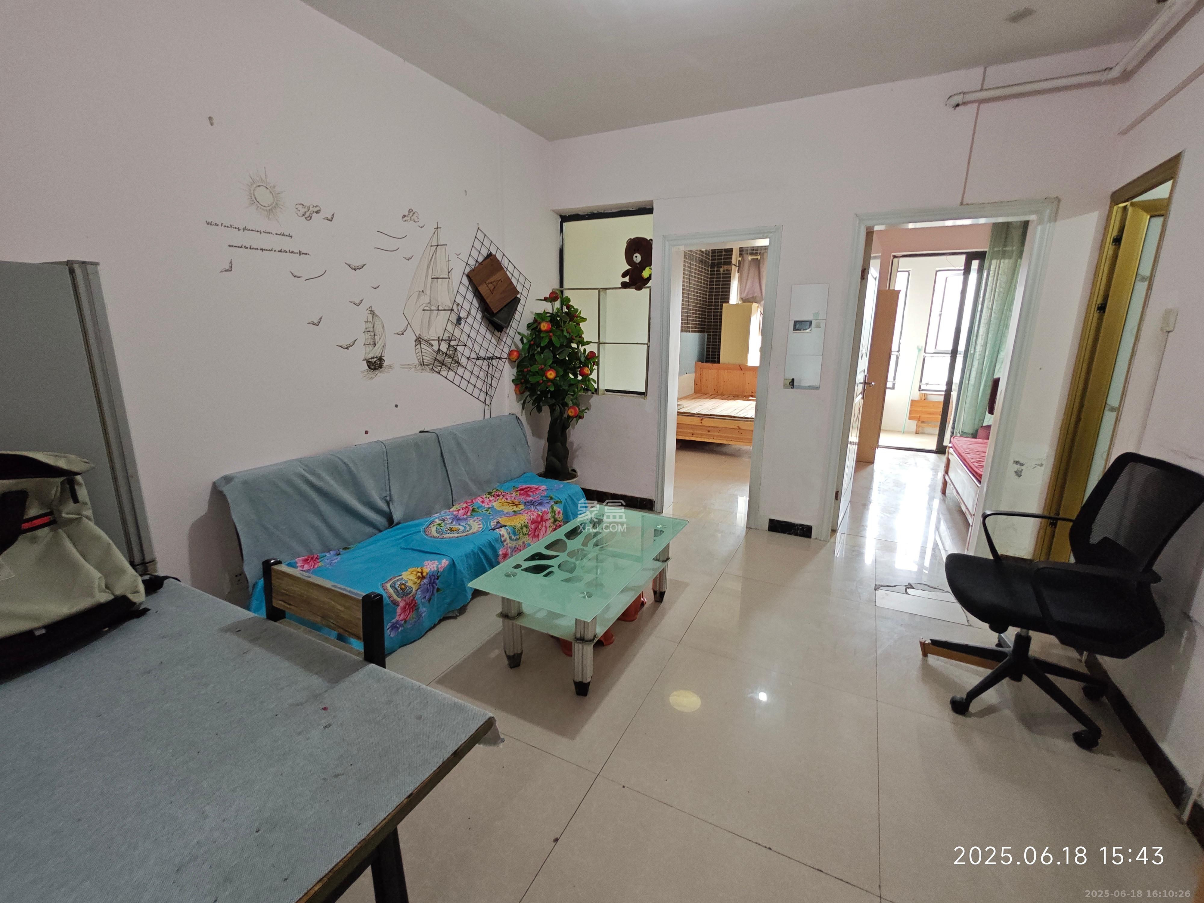 天鸿天府(天鸿中央大院)  2室1厅1卫    1850.0元/月 天鸿天府(天鸿中央大院)  2室1厅1卫    1850.0元/月室内图