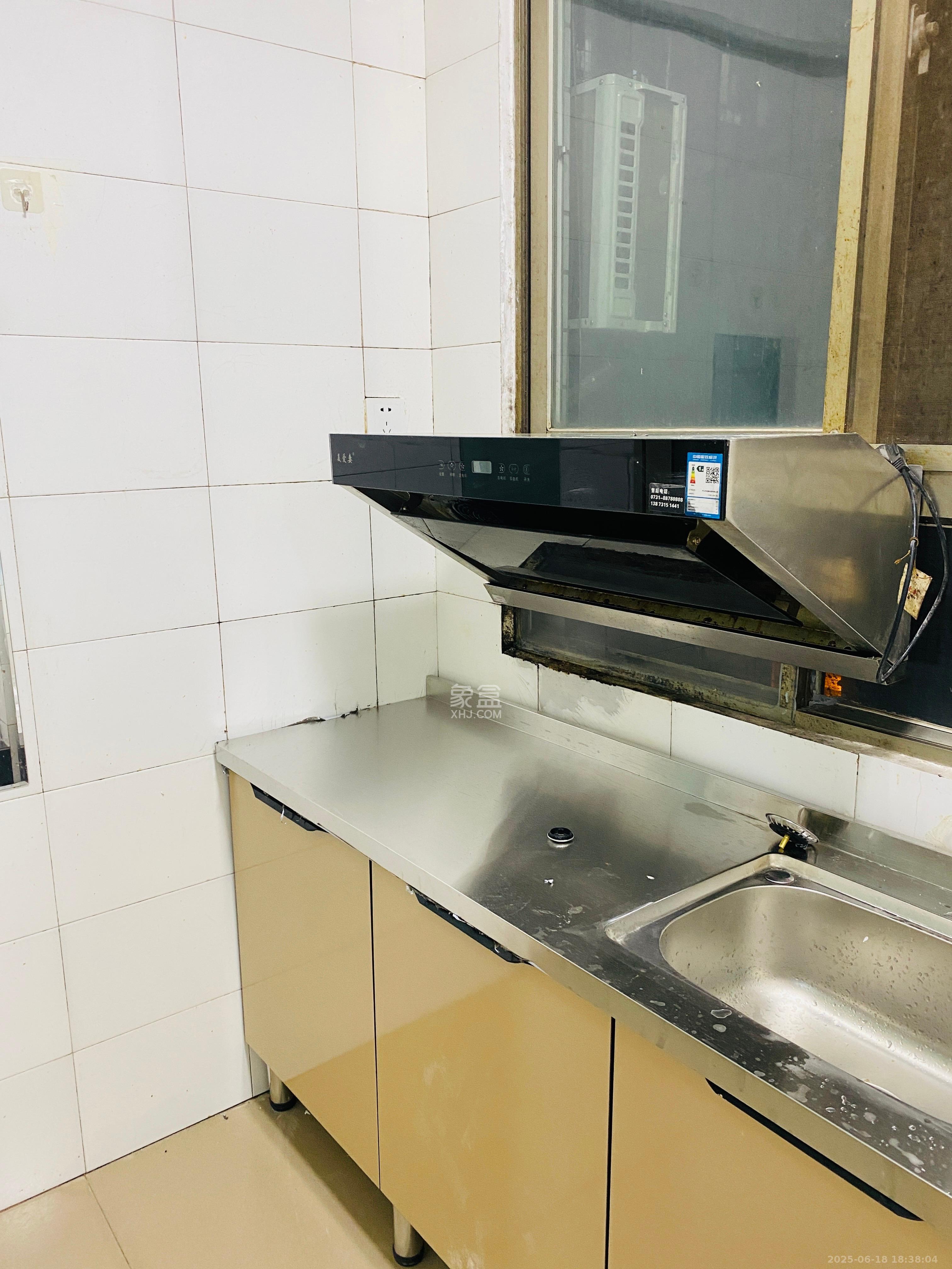 北冲尾 1室0厅0卫 1000.0元/月 北冲尾 1室0厅0卫 1000.0元/月室内图