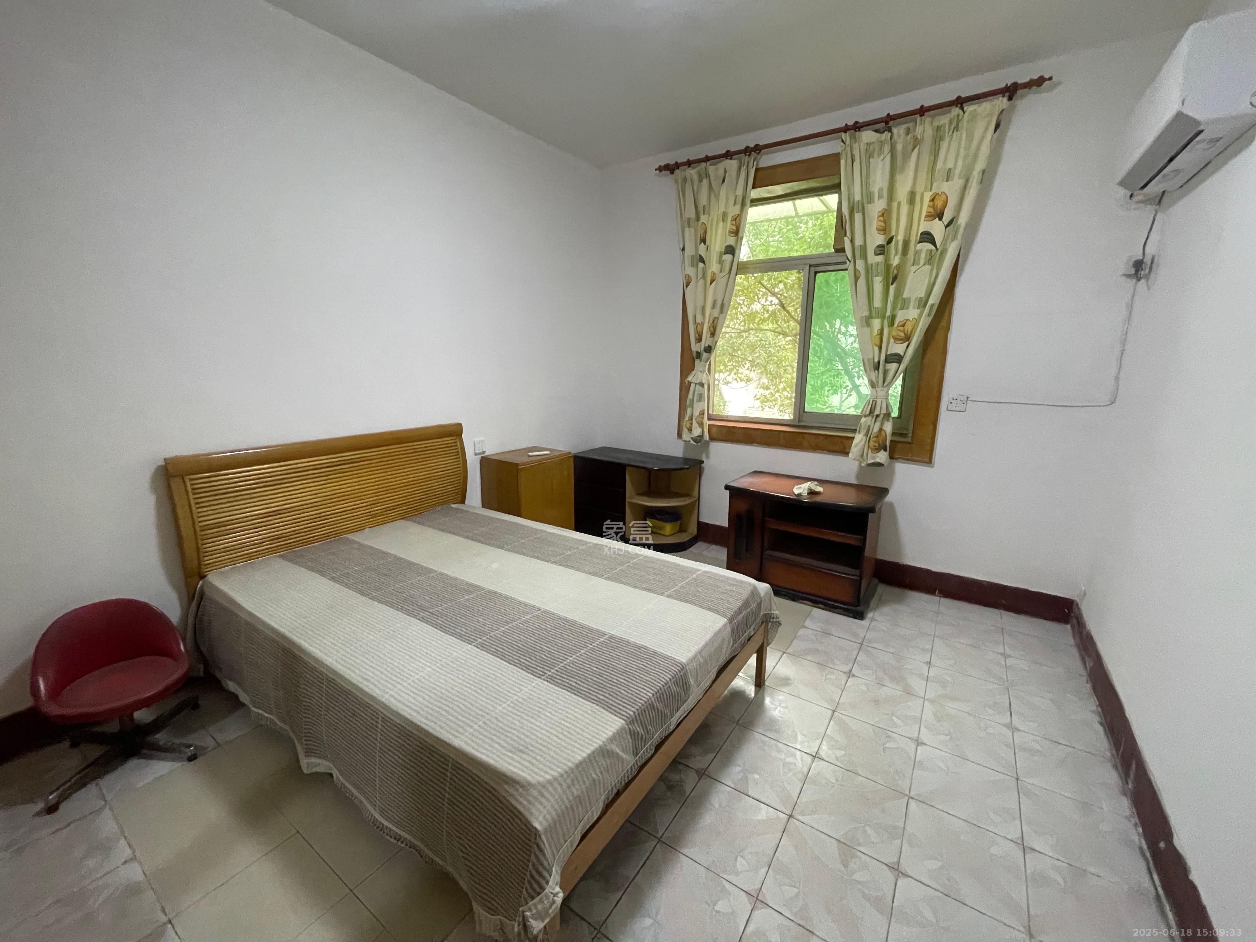 茶园坡金属制品厂宿舍(金制小区) 3室1厅1卫 1200.0元/月 茶园坡金属制品厂宿舍(金制小区) 3室1厅1卫 1200.0元/月室内图