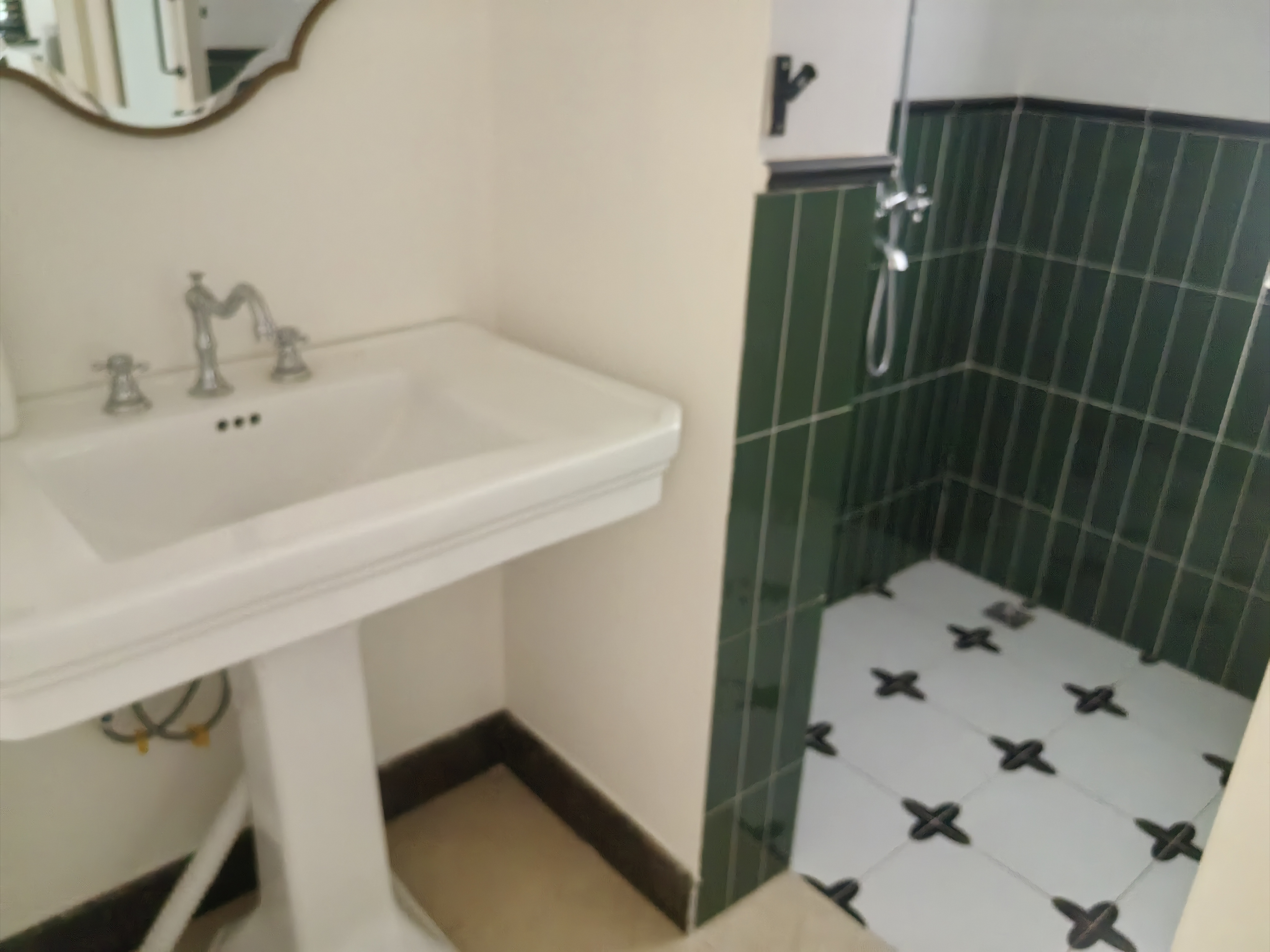 九龙花园别墅 7室4厅5卫 16000.0元/月 九龙花园别墅 7室4厅5卫 16000.0元/月室内图