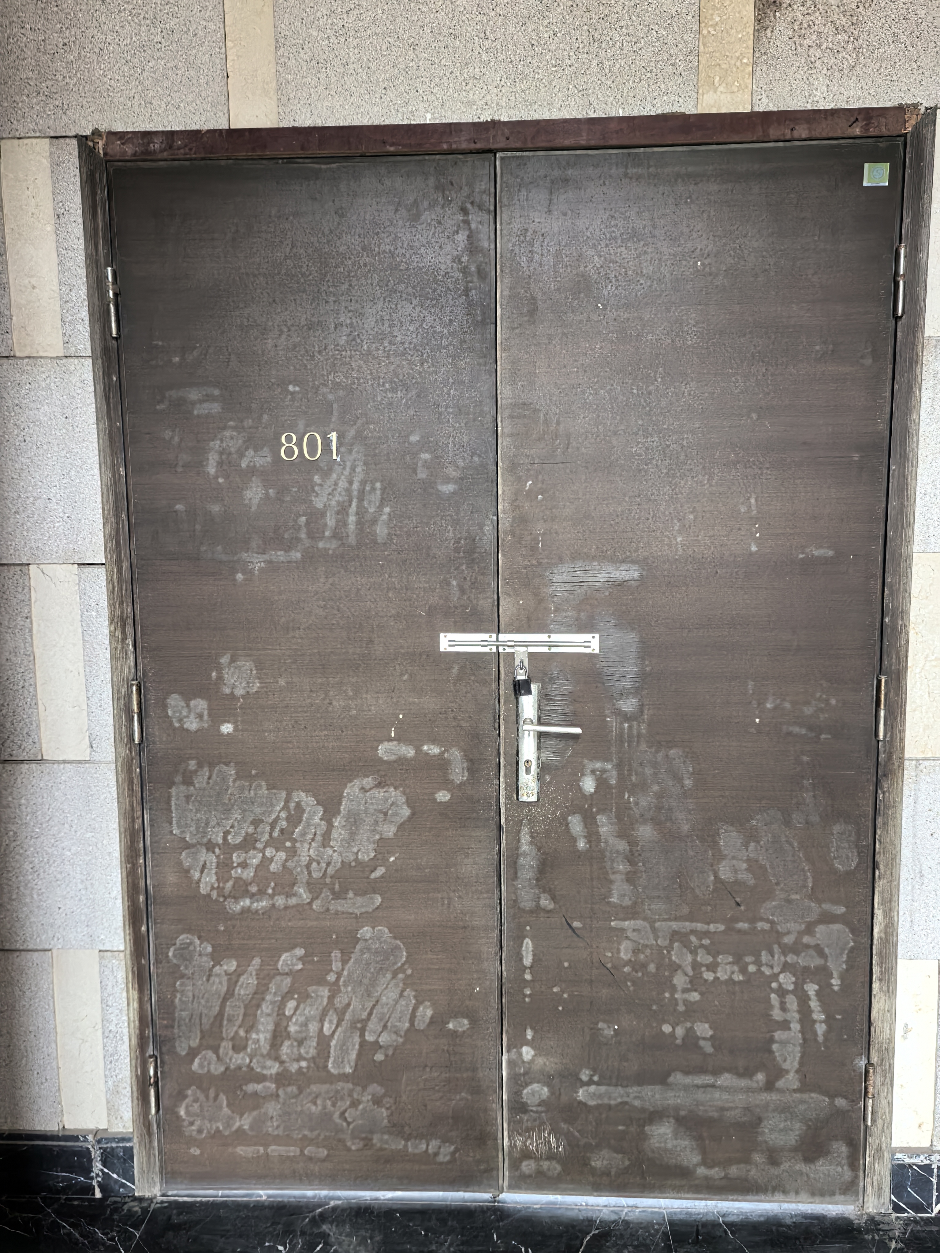 观澜湖观邸一期 1室0厅0卫 850.0万 观澜湖观邸一期 1室0厅0卫 850.0万客厅