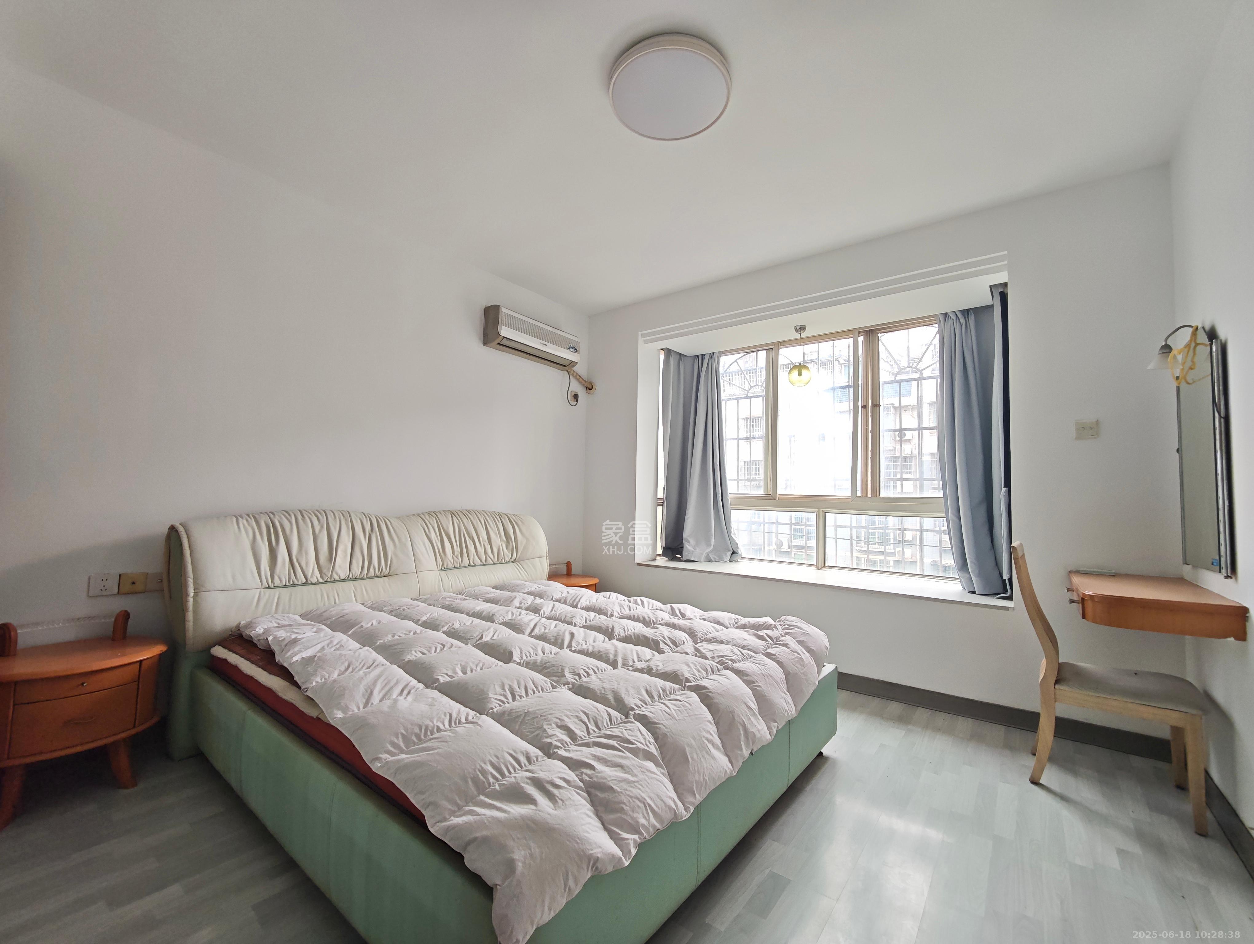 湖南省长沙市城乡规划局雨花区分局宿舍 4室2厅2卫 2600.0元/月 湖南省长沙市城乡规划局雨花区分局宿舍 4室2厅2卫 2600.0元/月室内图