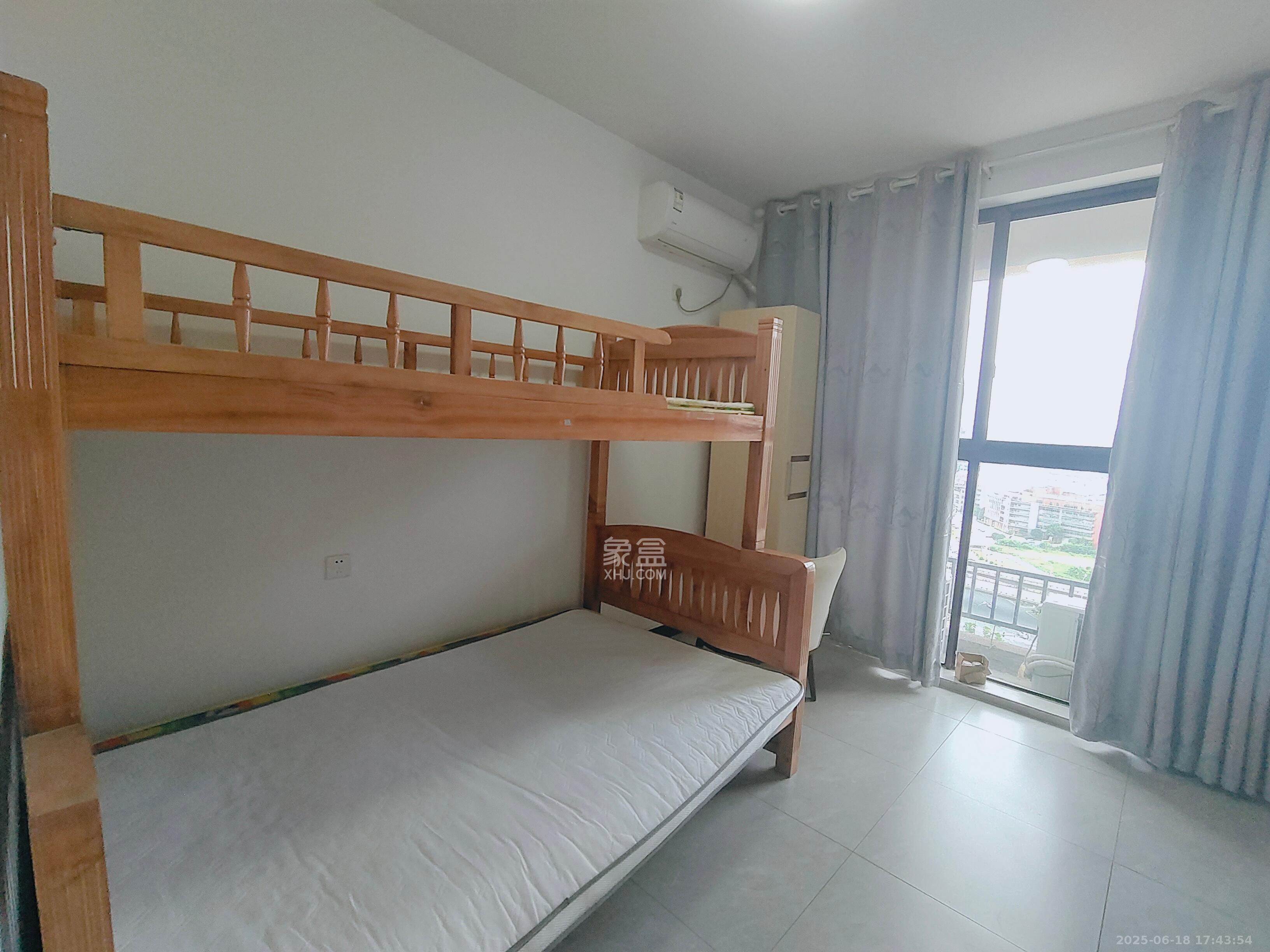 东方美地  3室2厅2卫    2600.0元/月室内图