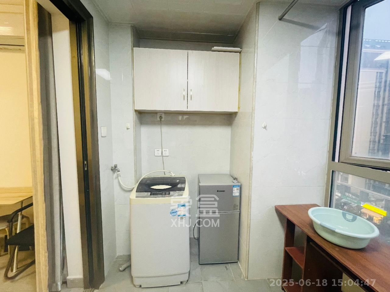 怡海星城 1室1厅1卫 900.0元/月 怡海星城 1室1厅1卫 900.0元/月室内图