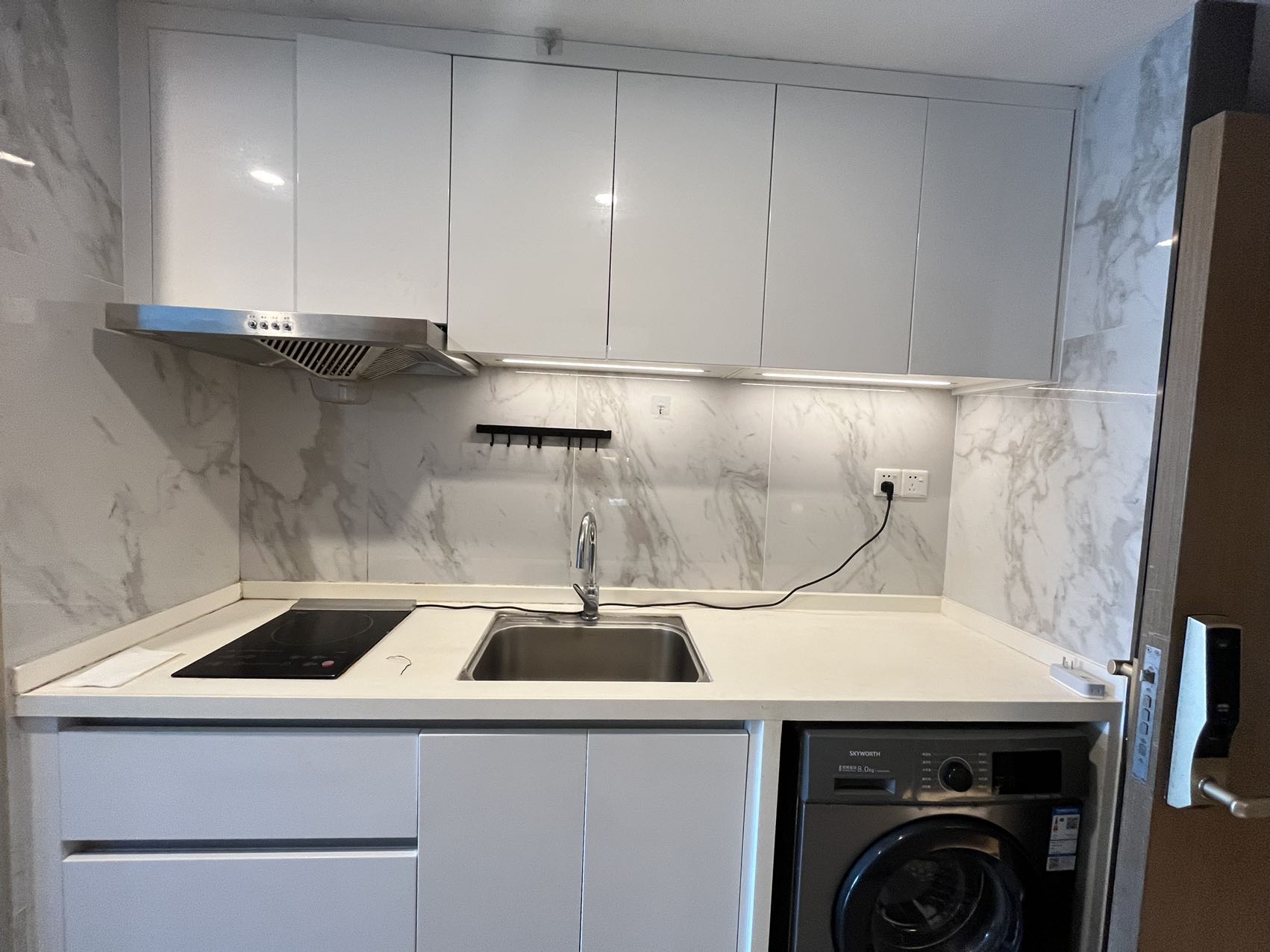 融创精彩天地 1室0厅1卫 1800.0元/月 融创精彩天地 1室0厅1卫 1800.0元/月室内图