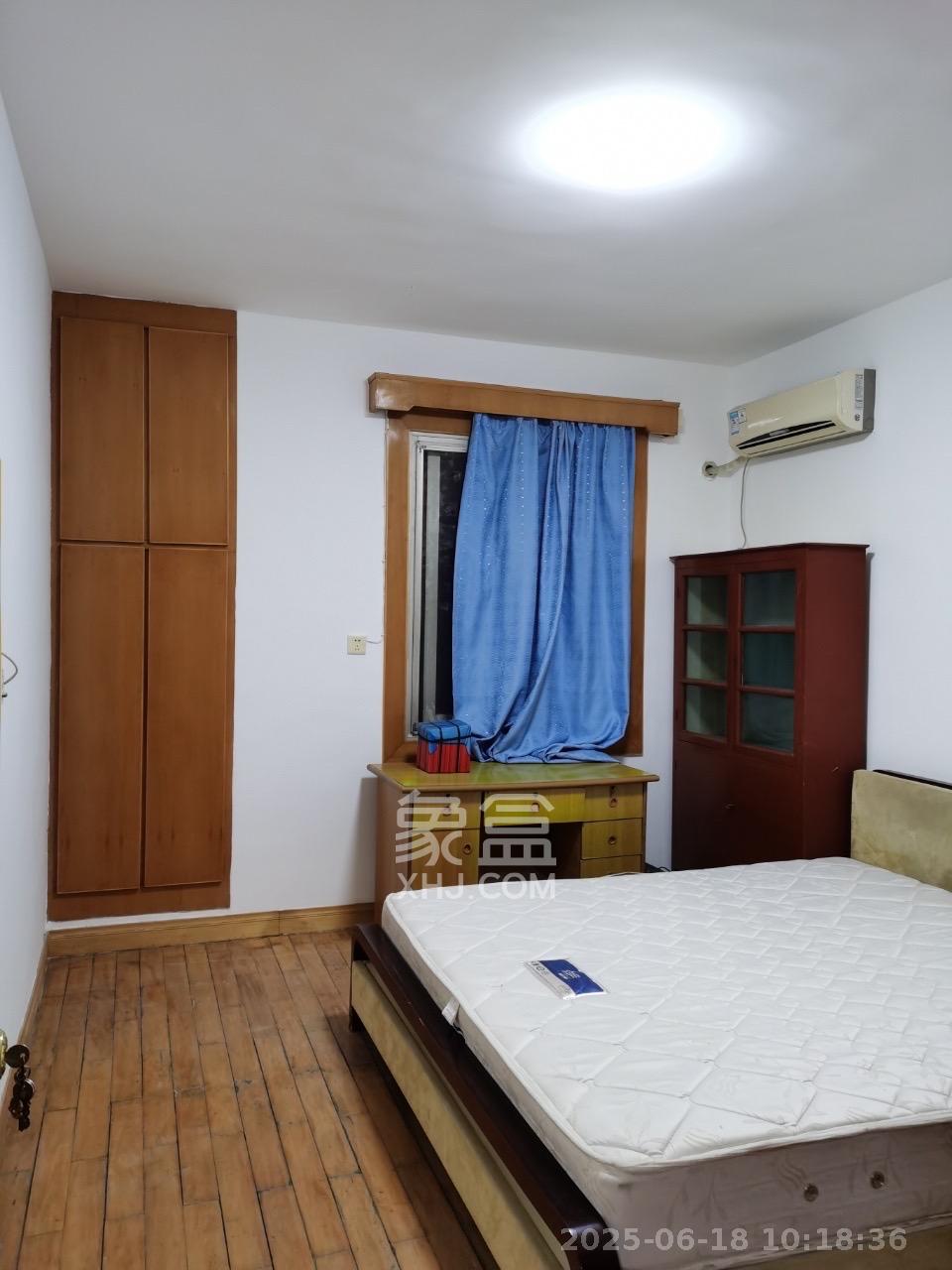 东塘电力院 1室0厅0卫 2200.0元/月 东塘电力院 1室0厅0卫 2200.0元/月室内图