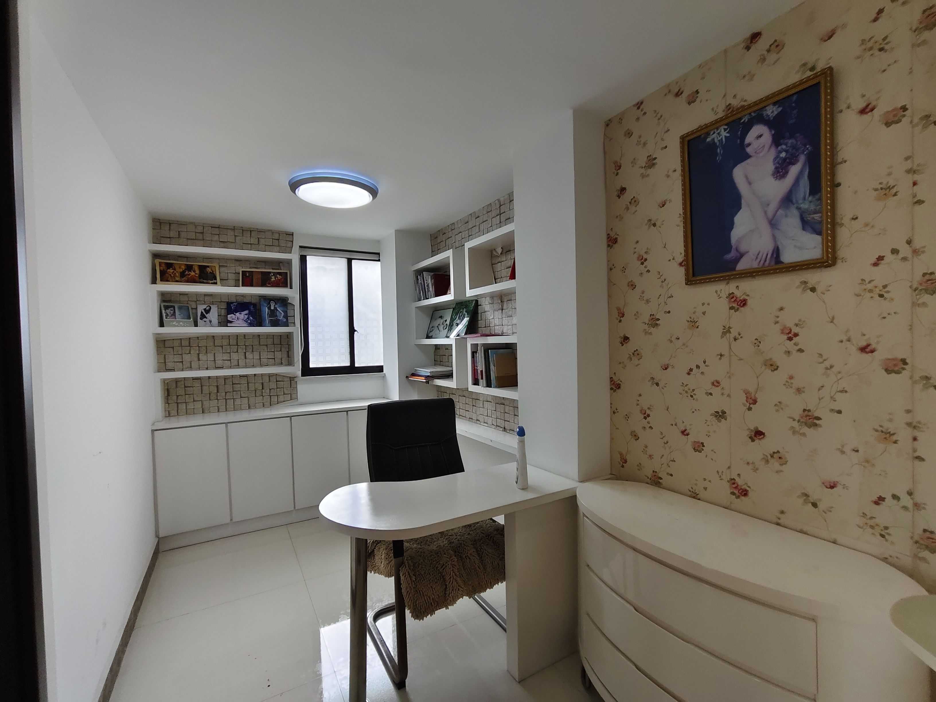 上城世家 3室2厅2卫 2100.0元/月 上城世家 3室2厅2卫 2100.0元/月室内图