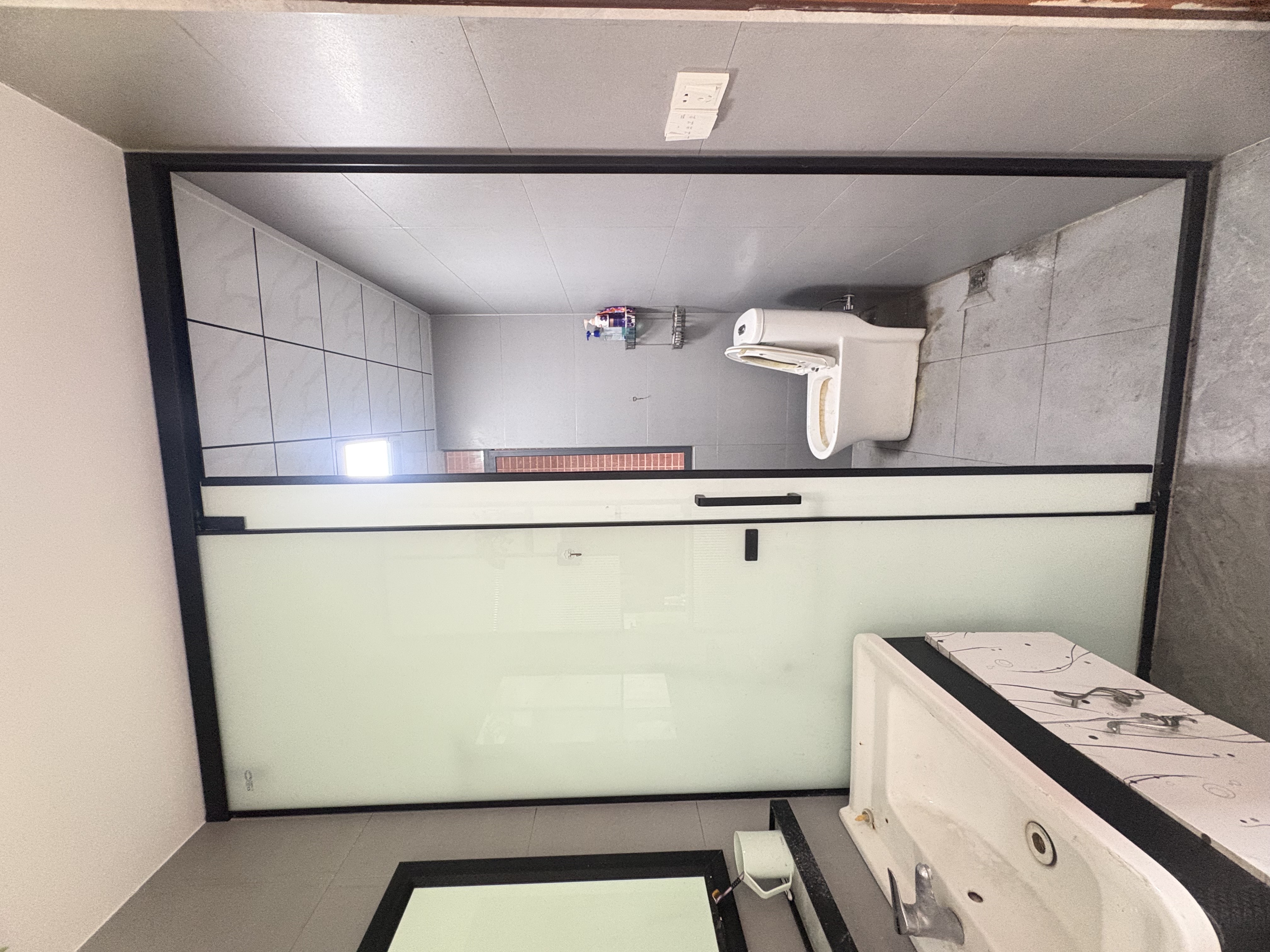 雅士林欣城  3室2厅2卫   1800.00元/月室内图