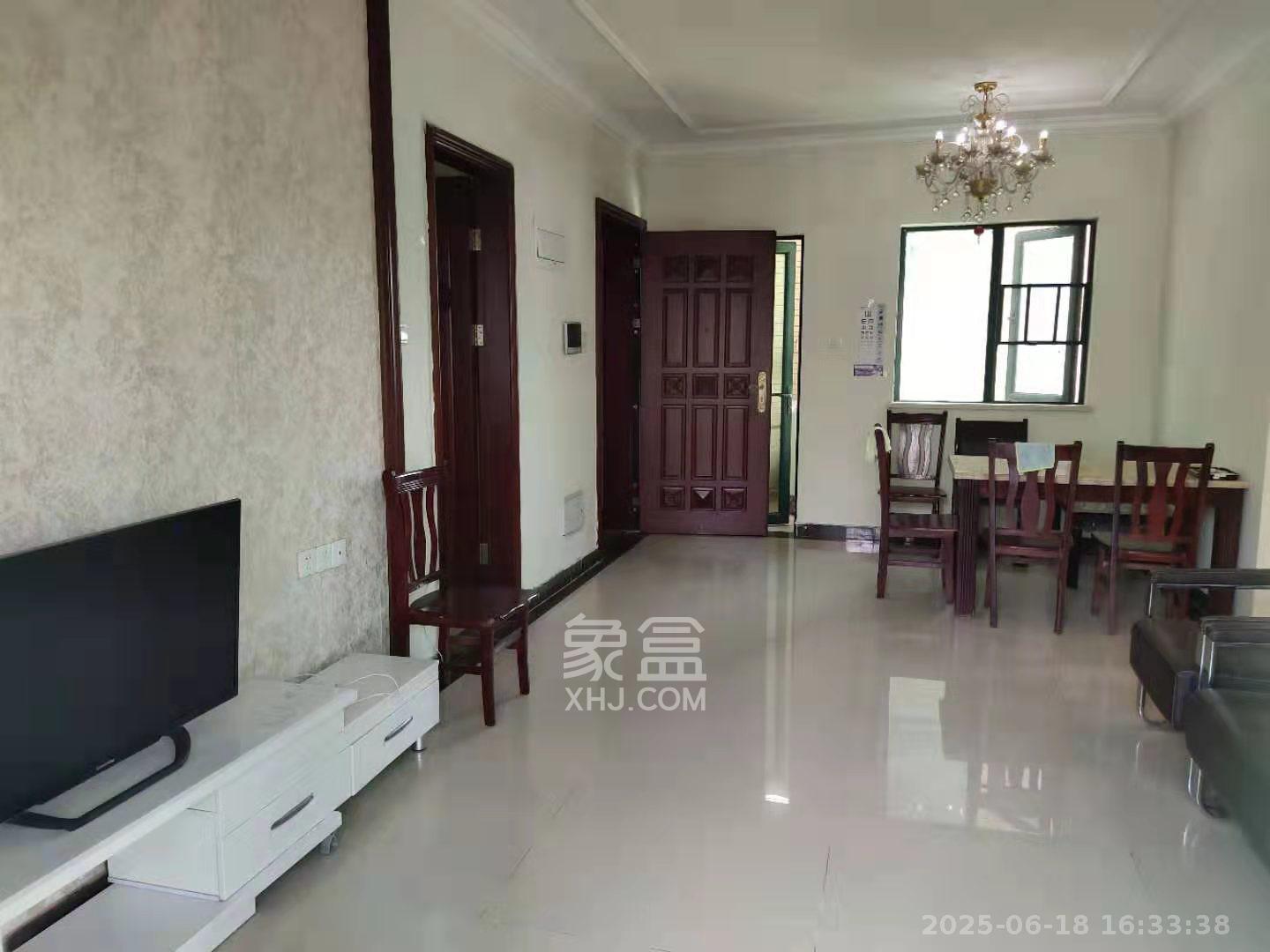 恒大华府 3室2厅1卫 2300.0元/月 恒大华府 3室2厅1卫 2300.0元/月室内图