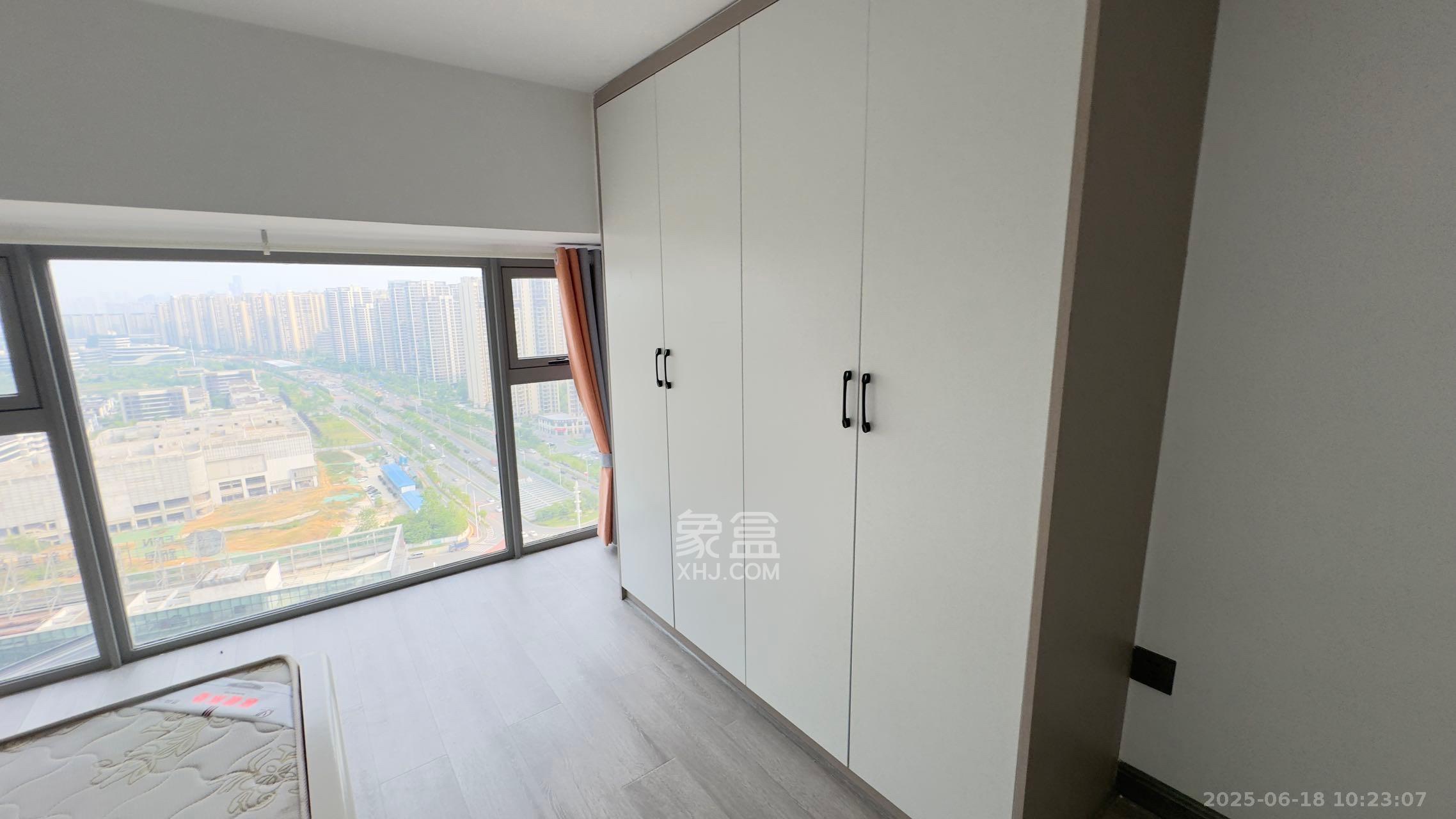 信诚湘江揽月(至善美景大厦) 2室2厅1卫 1600.0元/月 信诚湘江揽月(至善美景大厦) 2室2厅1卫 1600.0元/月室内图