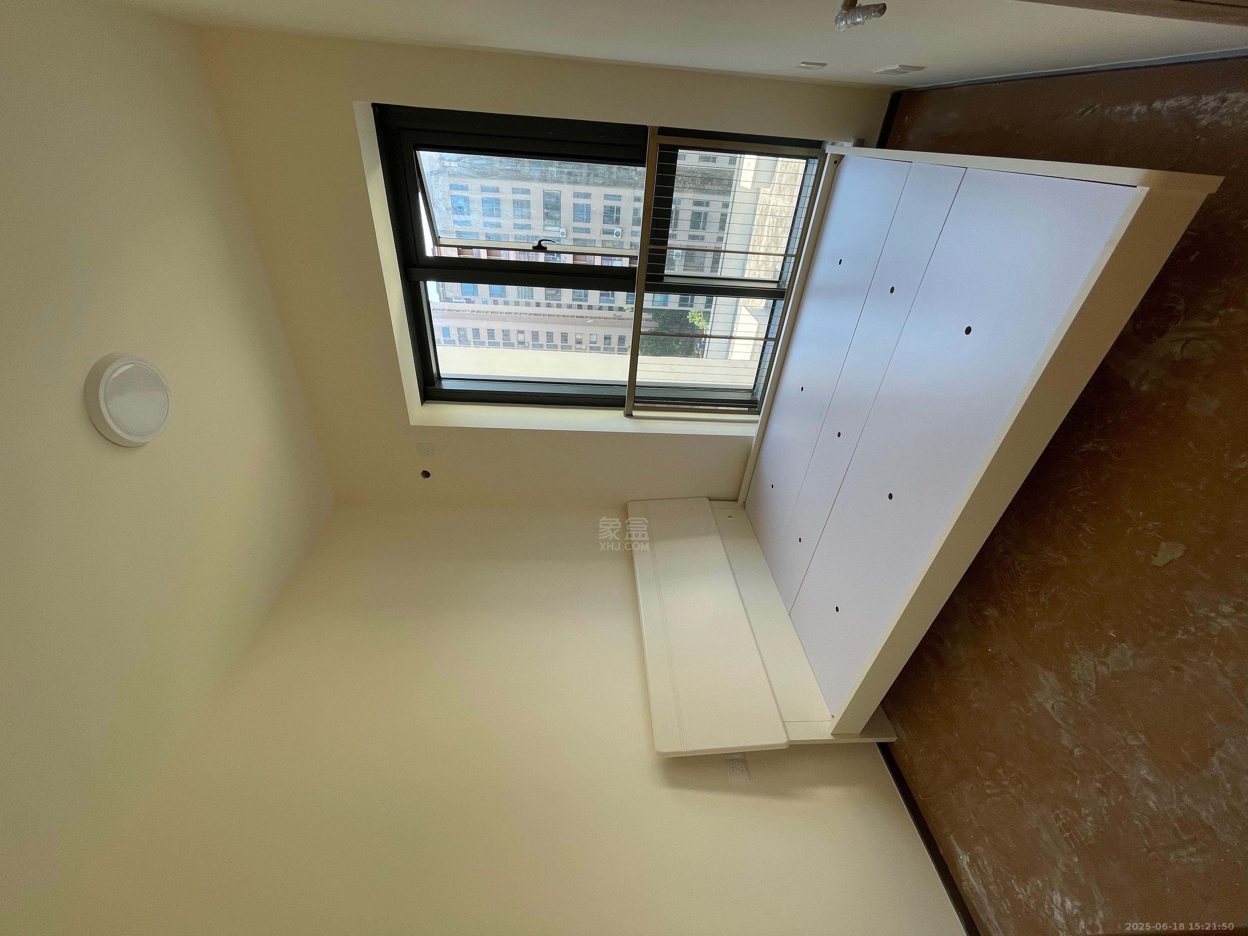 恒大华府 2室2厅1卫 1800.0元/月 恒大华府 2室2厅1卫 1800.0元/月室内图